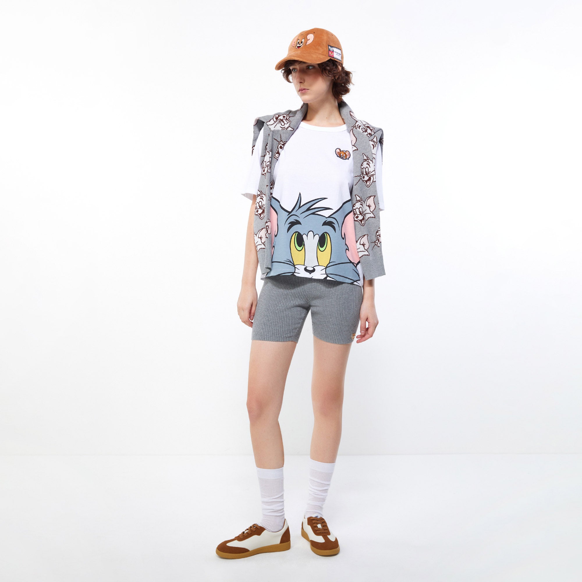 Sneak Peek Tom and Jerry T-Shirt White - Jelly Bunny Thailand Official Online Store