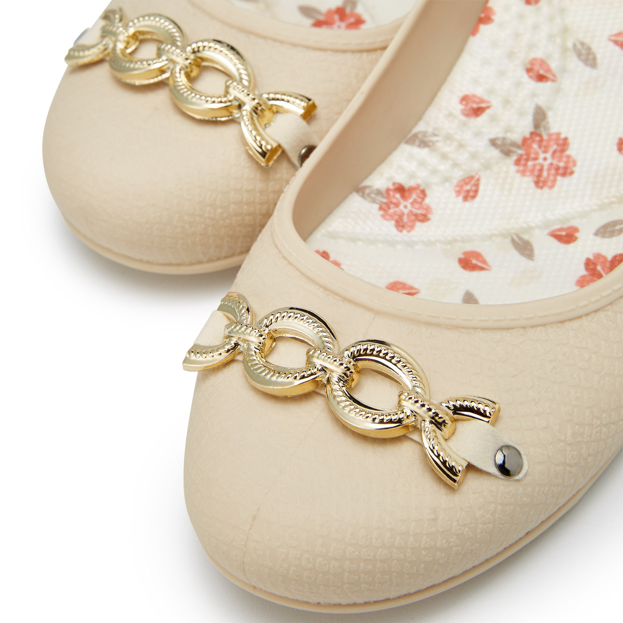 Caren1505 Elisabeth Wedge Shoes Ivory