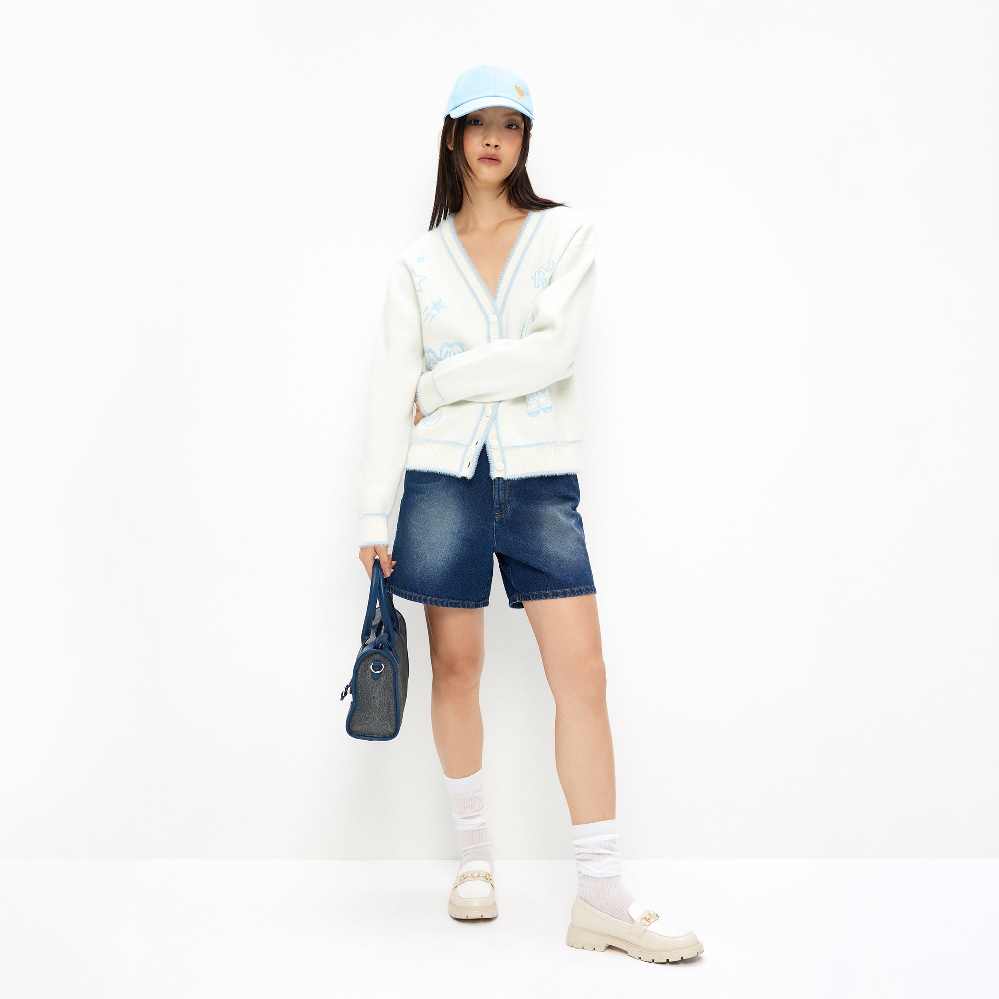 เสื้อคาร์ดิแกนแขนยาวปักลายกระต่าย Jerme Cream