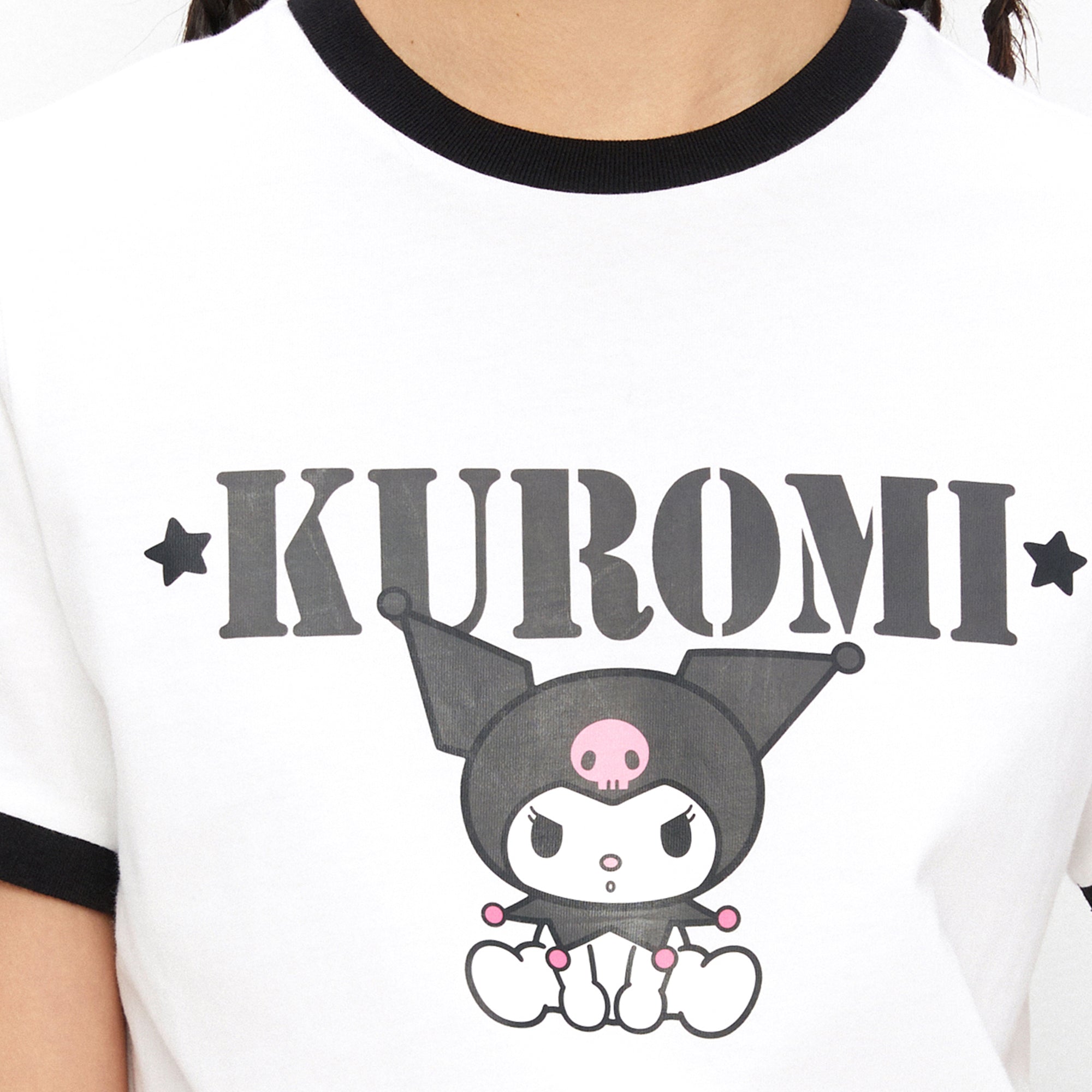 เสื้อแขนสั้นพิมพ์ลาย White