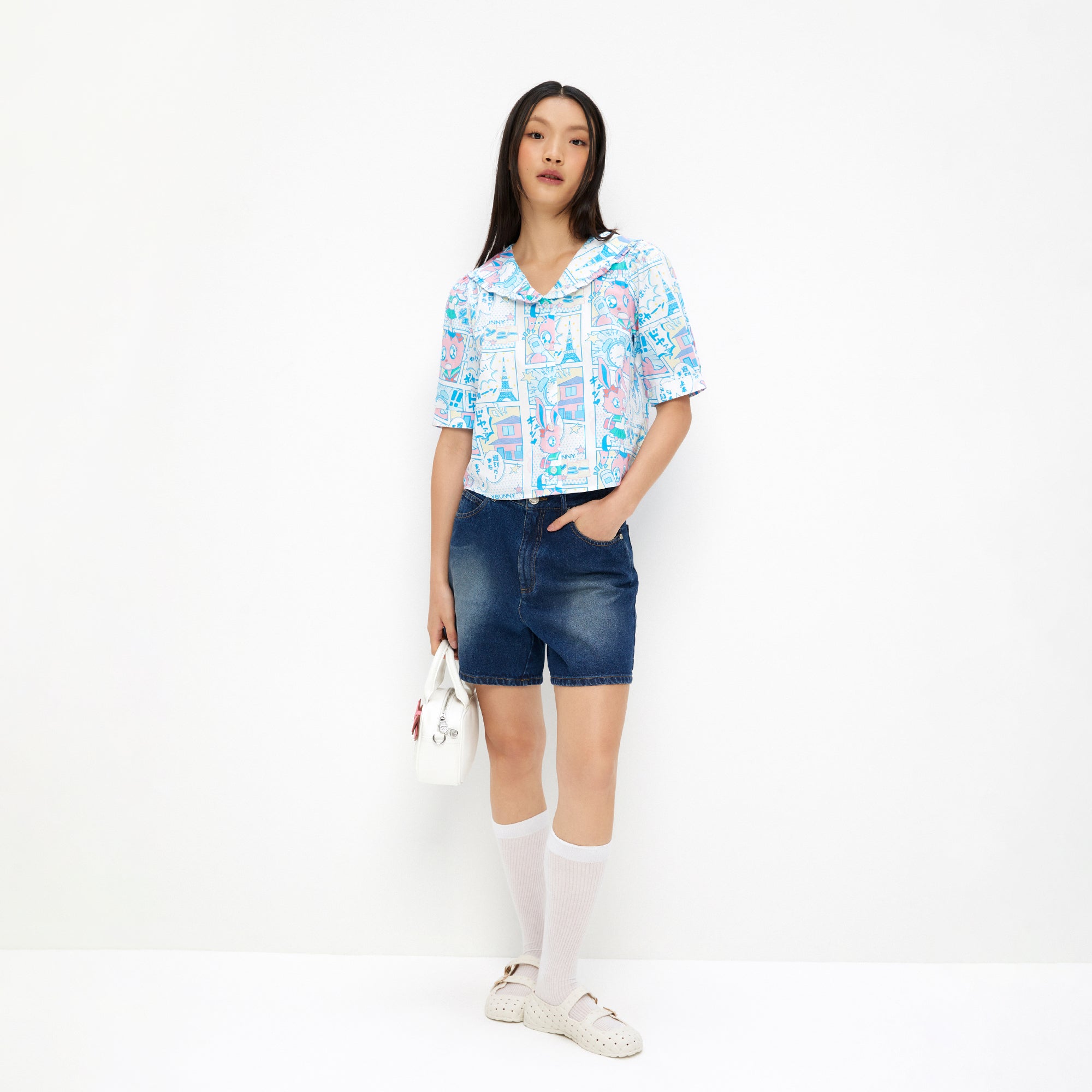 เสื้อเบล้าส์แขนสั้นพิมพ์ลายกระต่าย Jereme Multi Color