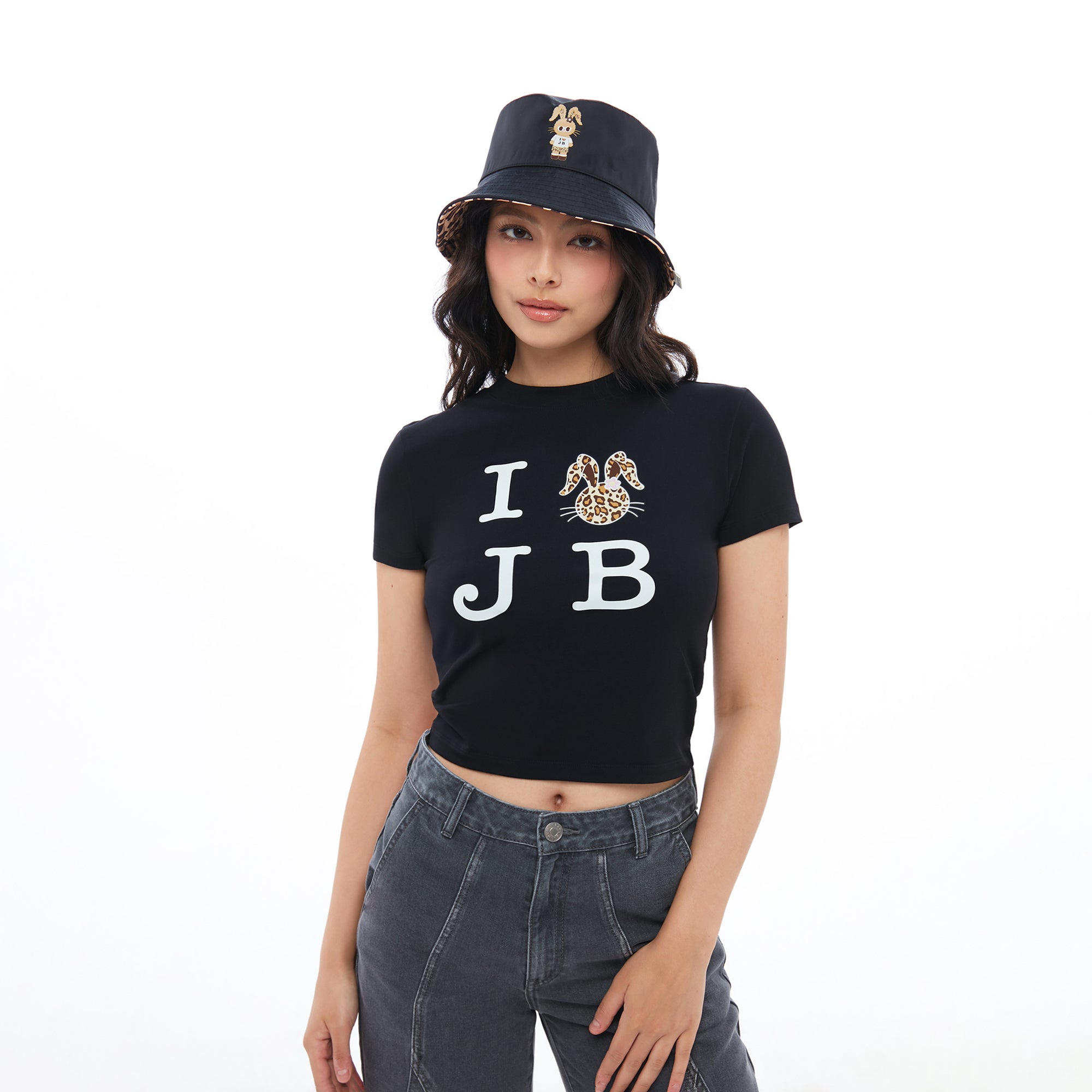 เสื้อยืดแขนสั้นพิมพ์ลาย Leopard Jerme Black