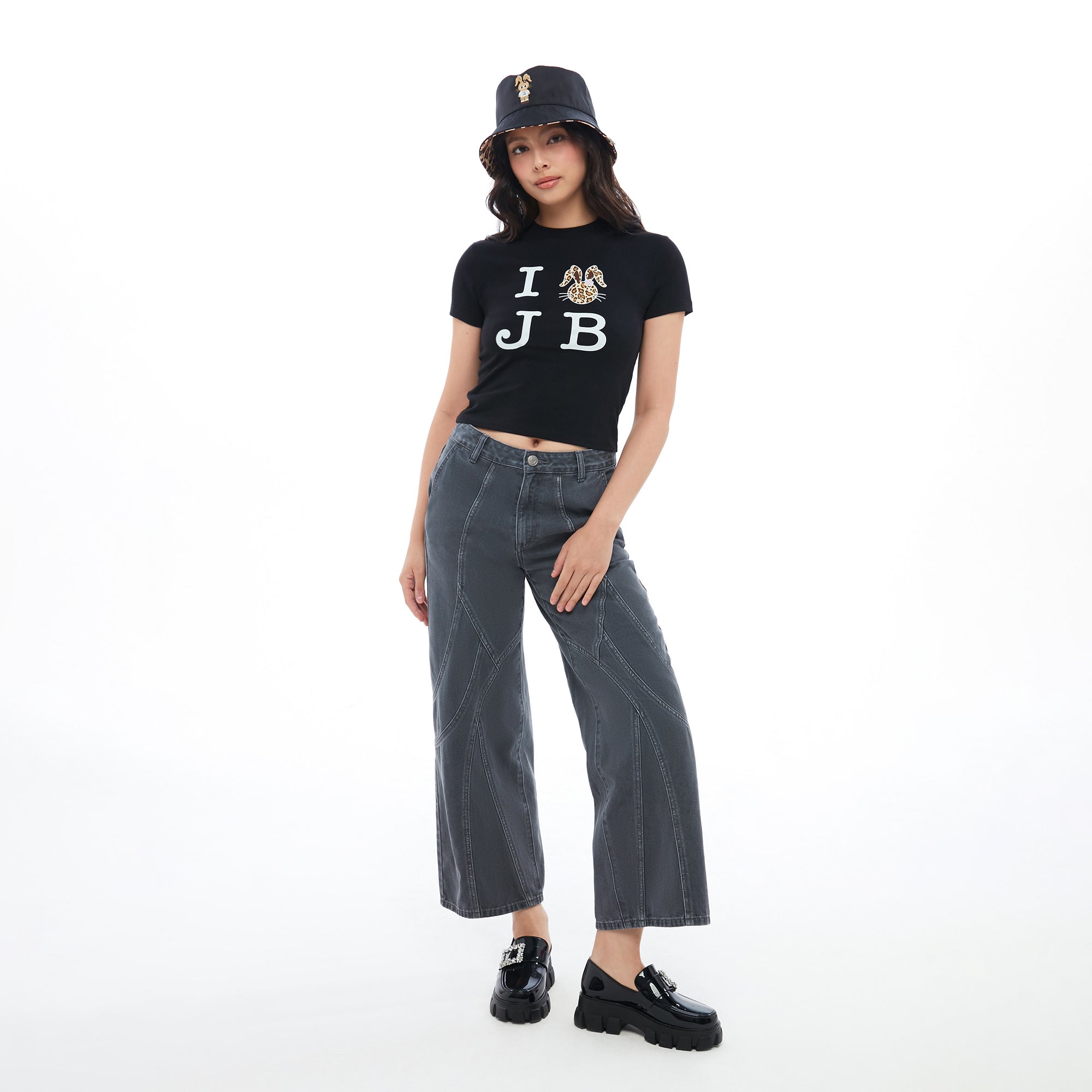 เสื้อยืดแขนสั้นพิมพ์ลาย Leopard Jerme Black