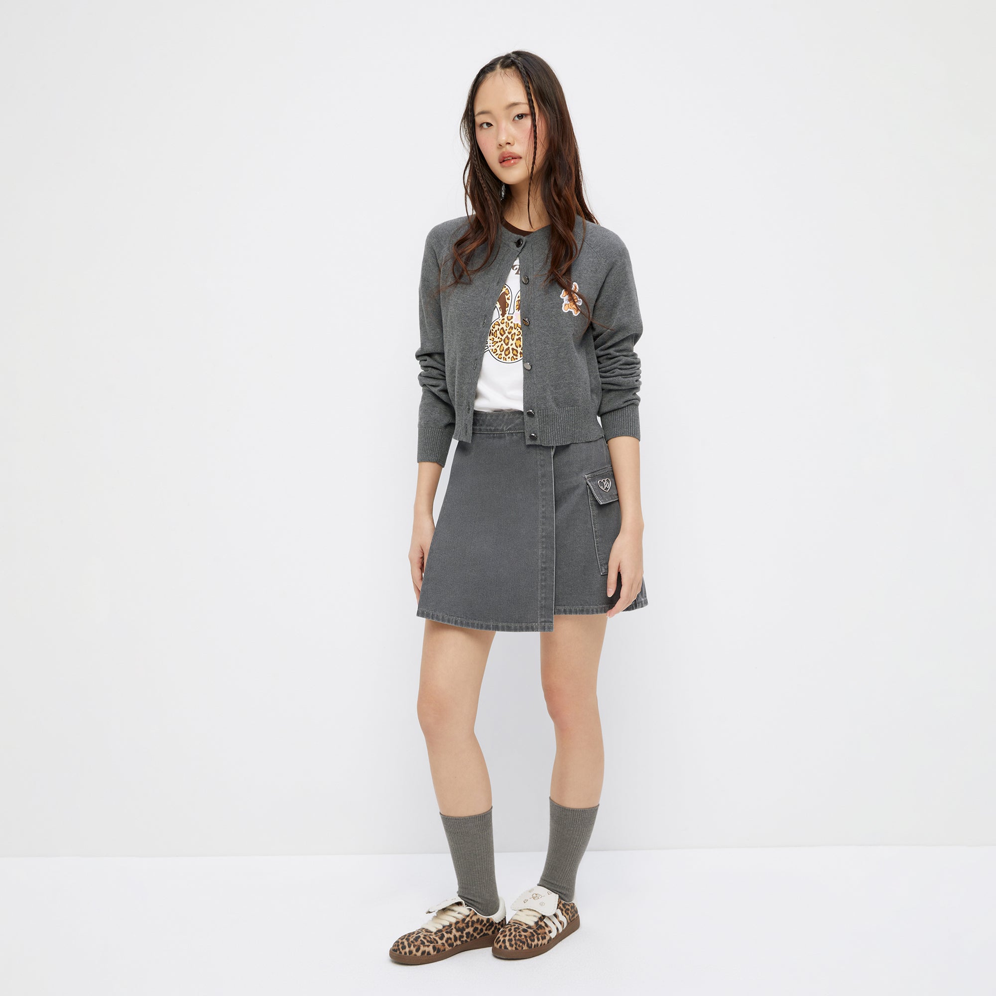 กระโปรงเดนิมสั้นป้ายข้าง Grey