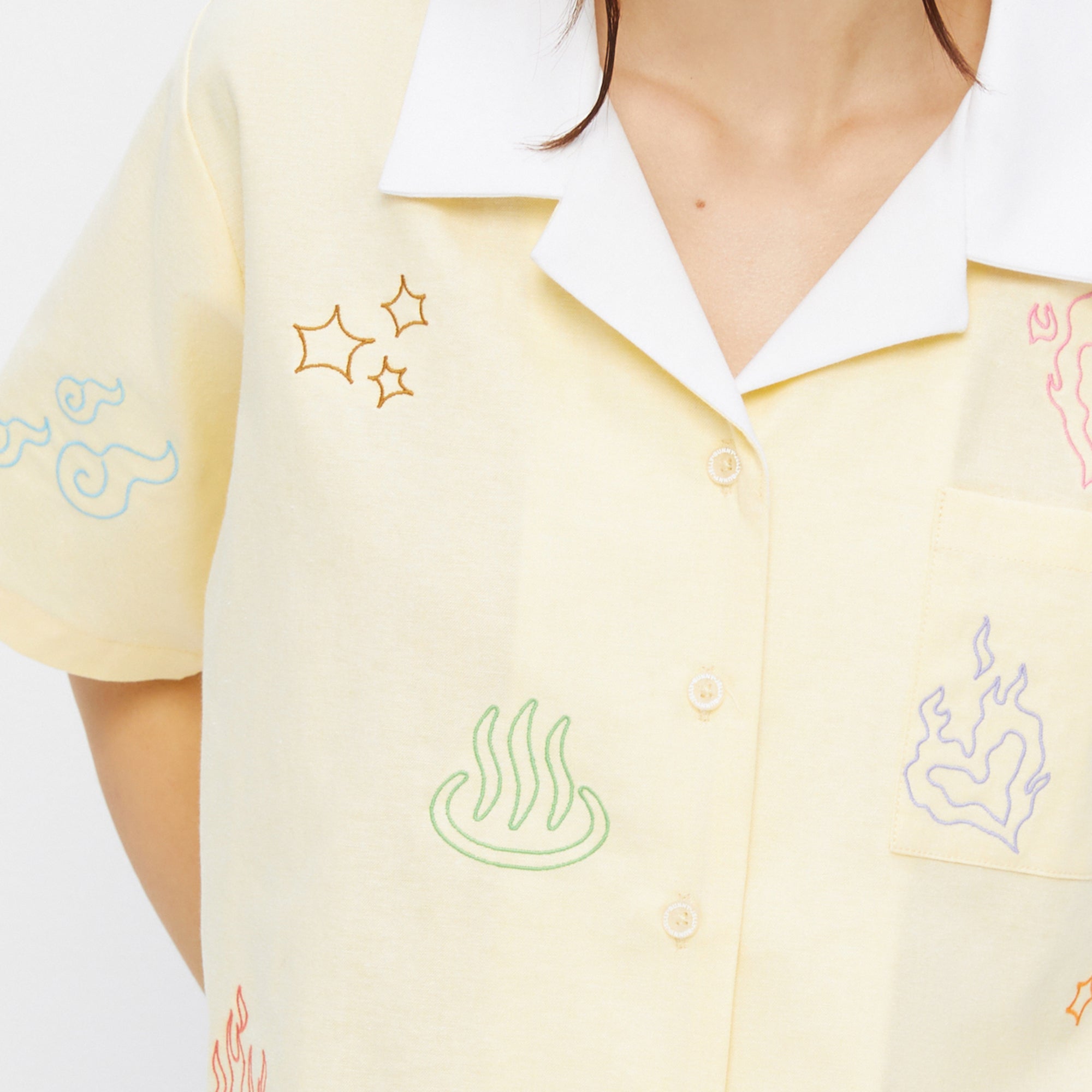 เสื้อเชิ้ตแขนสั้นปักลาย Striped Yellow