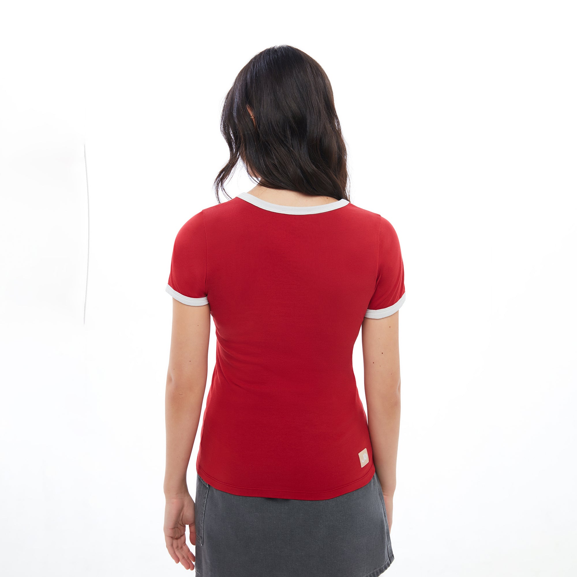เสื้อยืดแขนสั้นพิมพ์ลาย Red