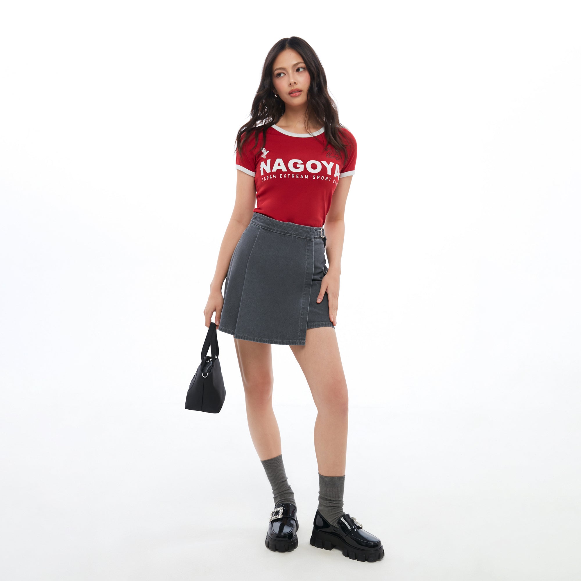 เสื้อยืดแขนสั้นพิมพ์ลาย Red