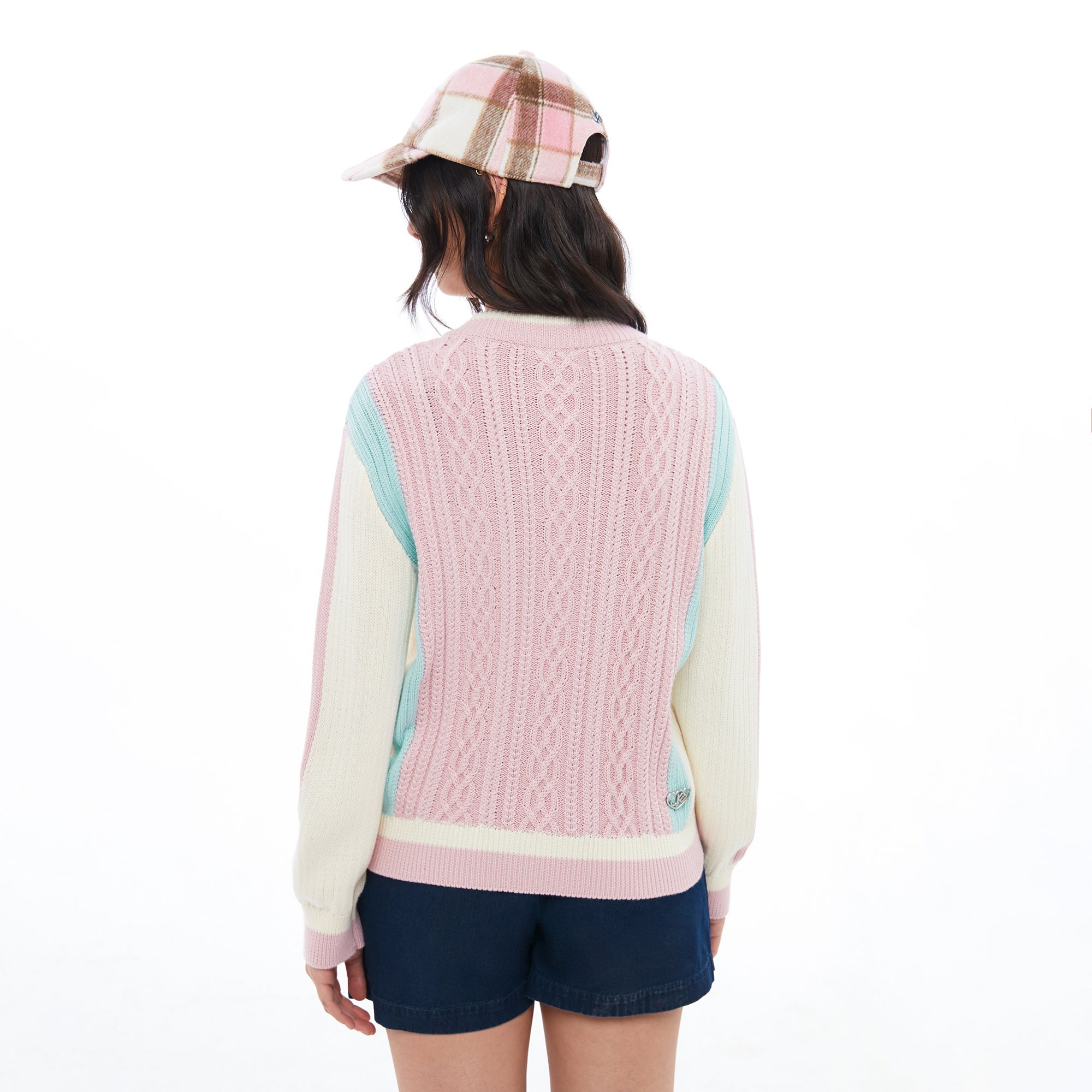 แจ็คเก็ตผ้านิตแขนยาวปักลาย Multi Color