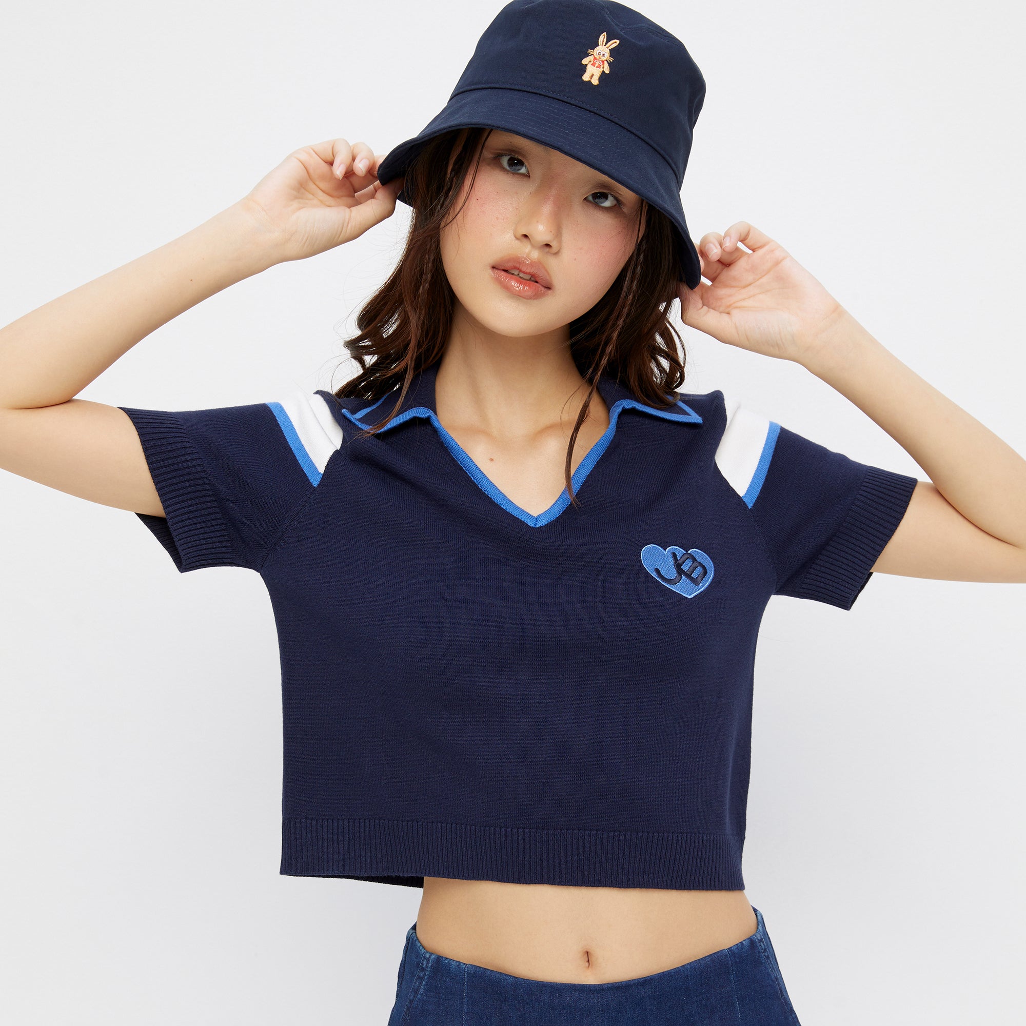 เสื้อนิตคอวีปักโลโก้ Navy