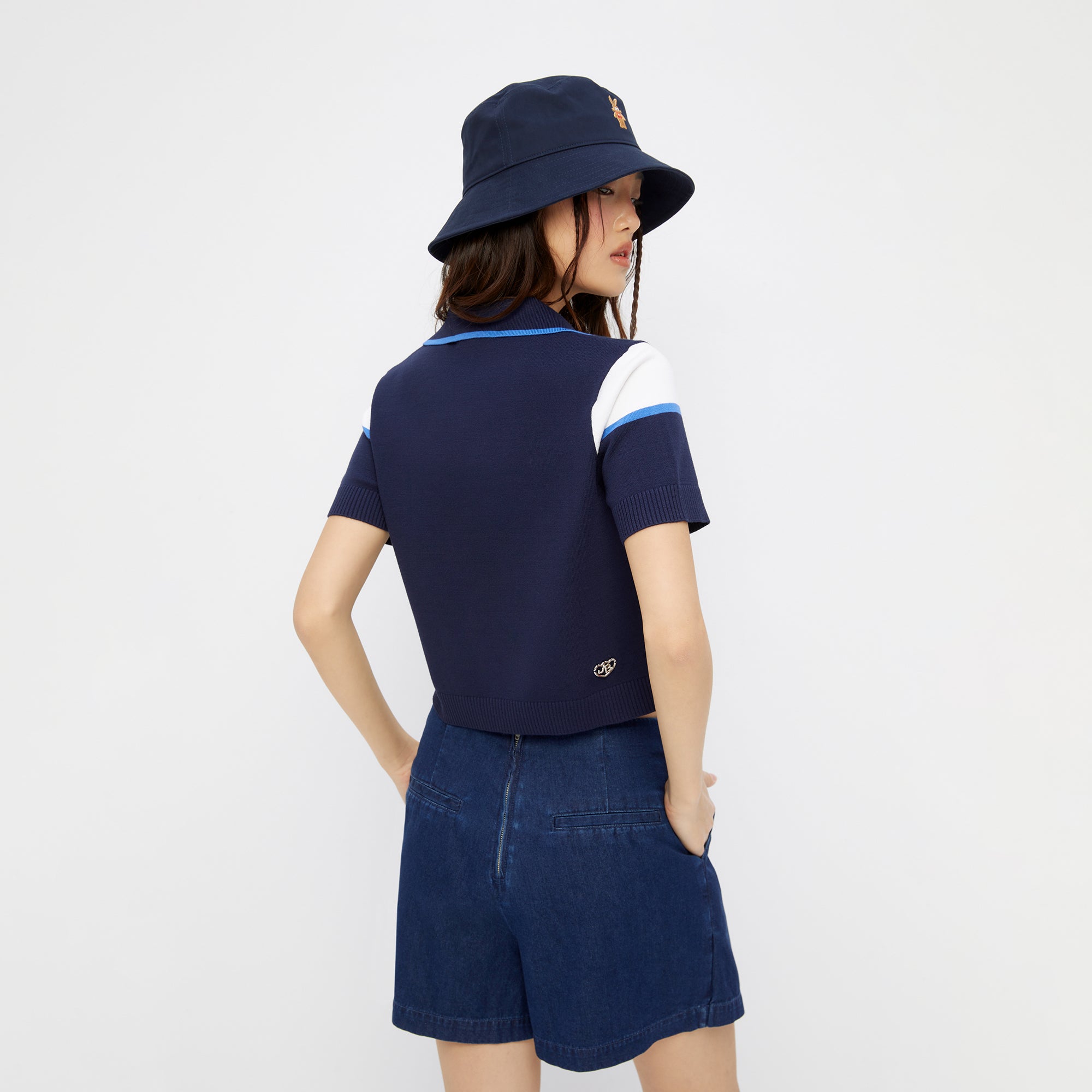 เสื้อนิตคอวีปักโลโก้ Navy