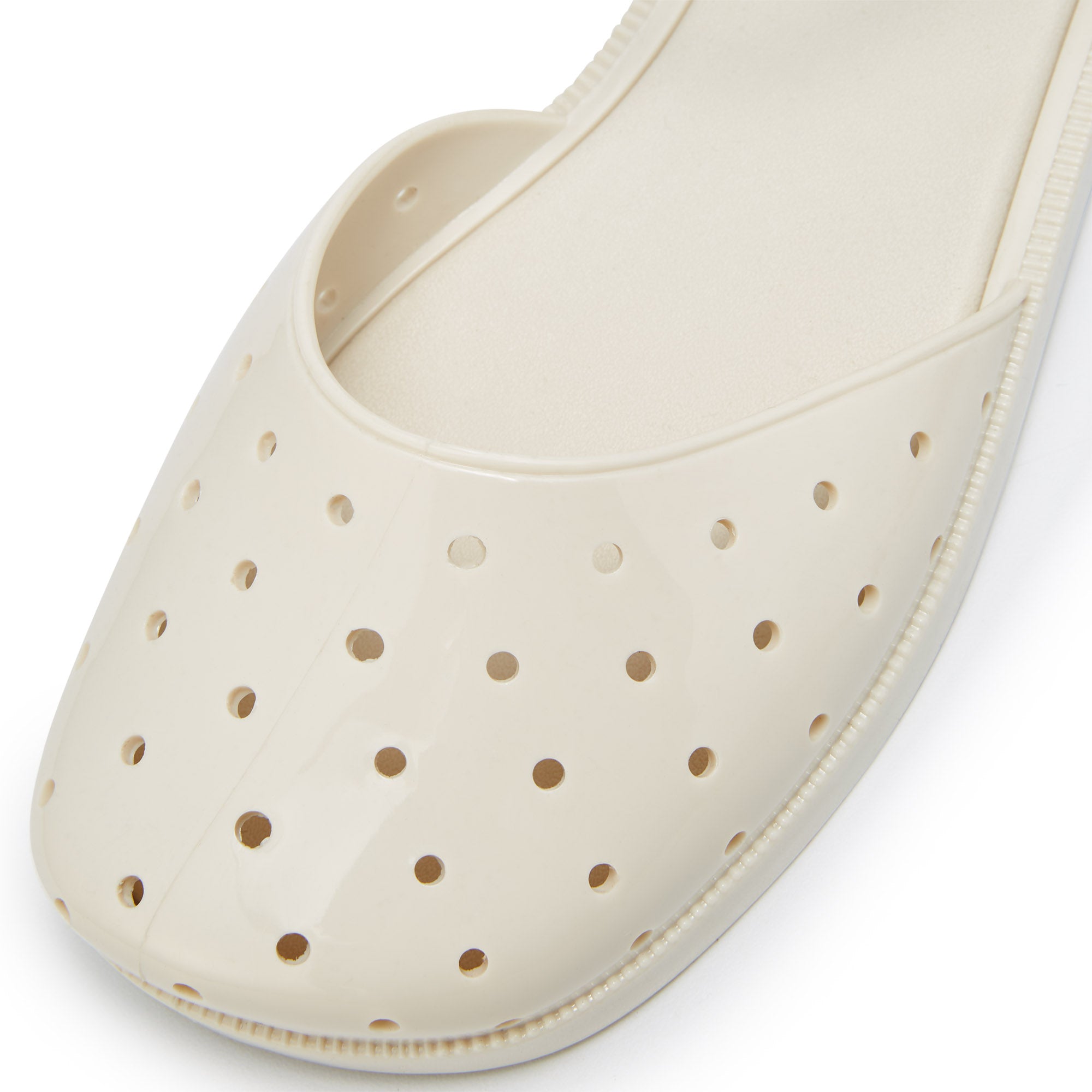 รองเท้าแตะรัดข้อเท้า Yaffa