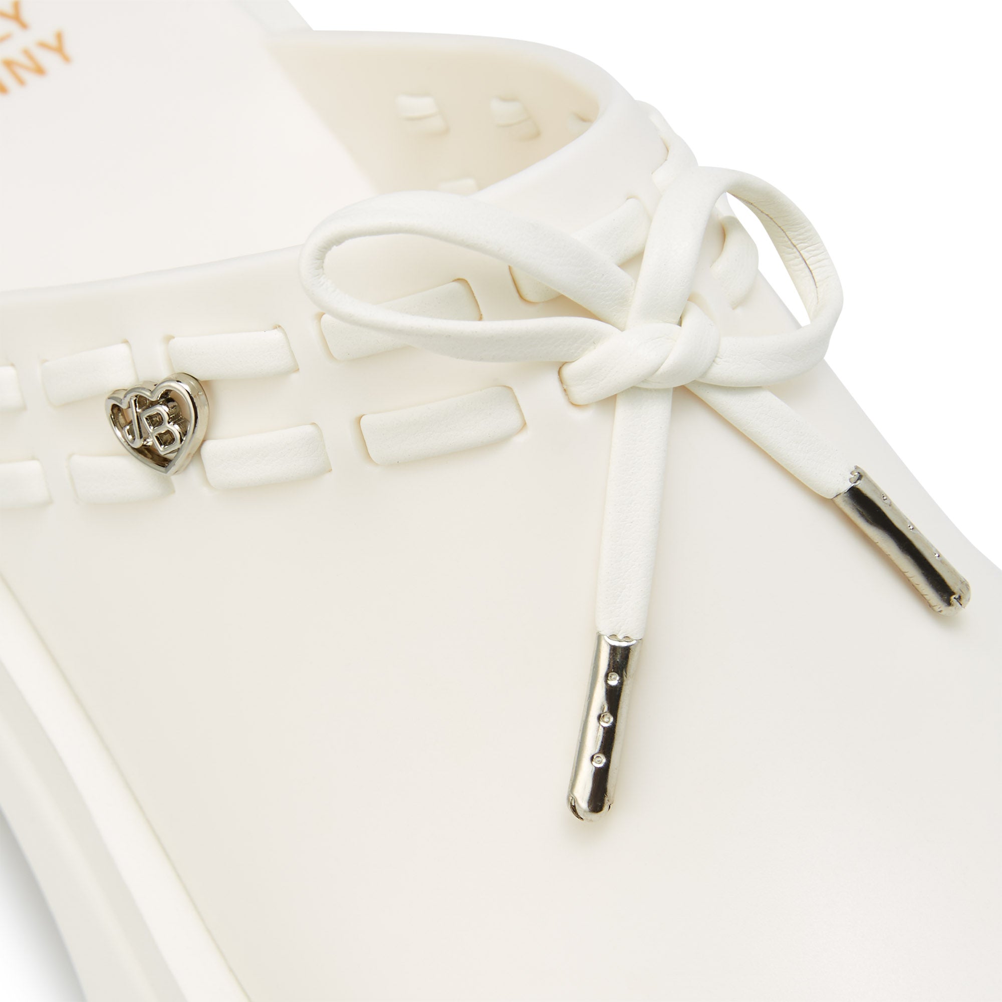 รองเท้าเปิดส้นเท้า Tete Scarlete White