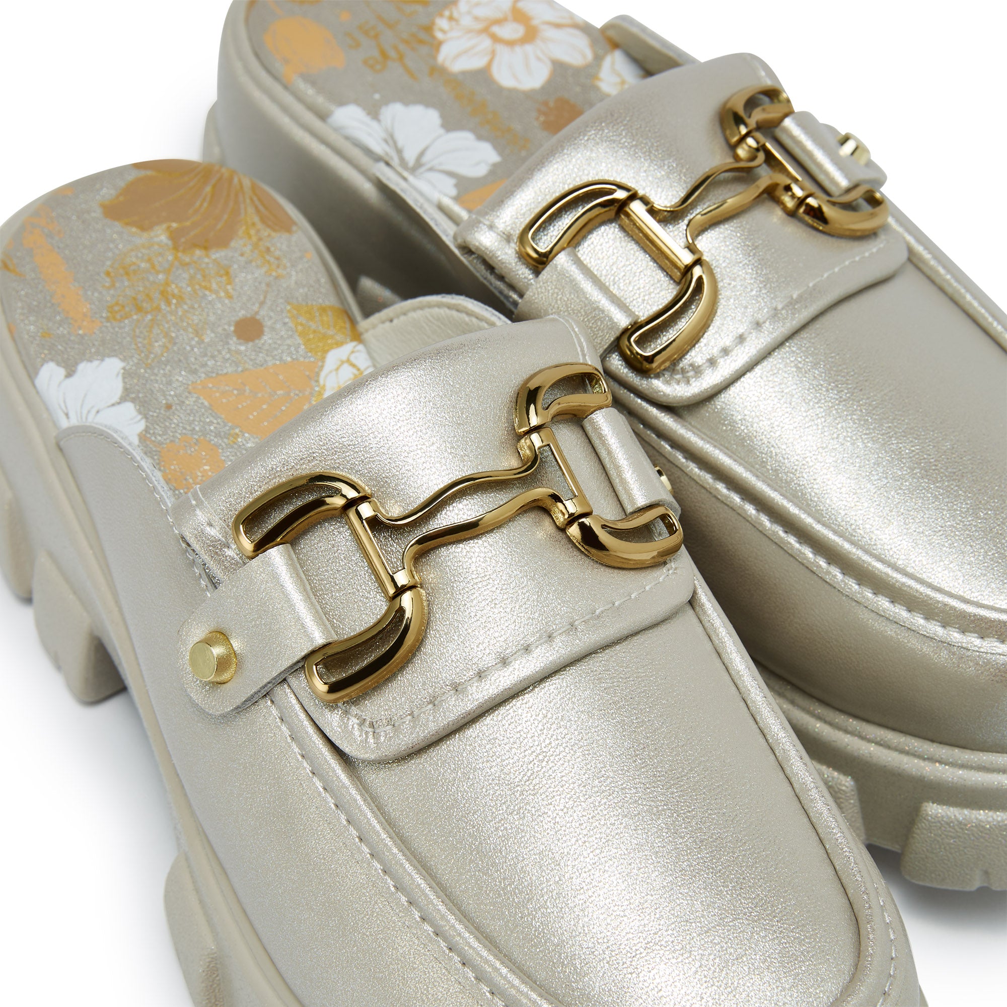 Maggie Dexter Slip-On Sandals Rose Gold