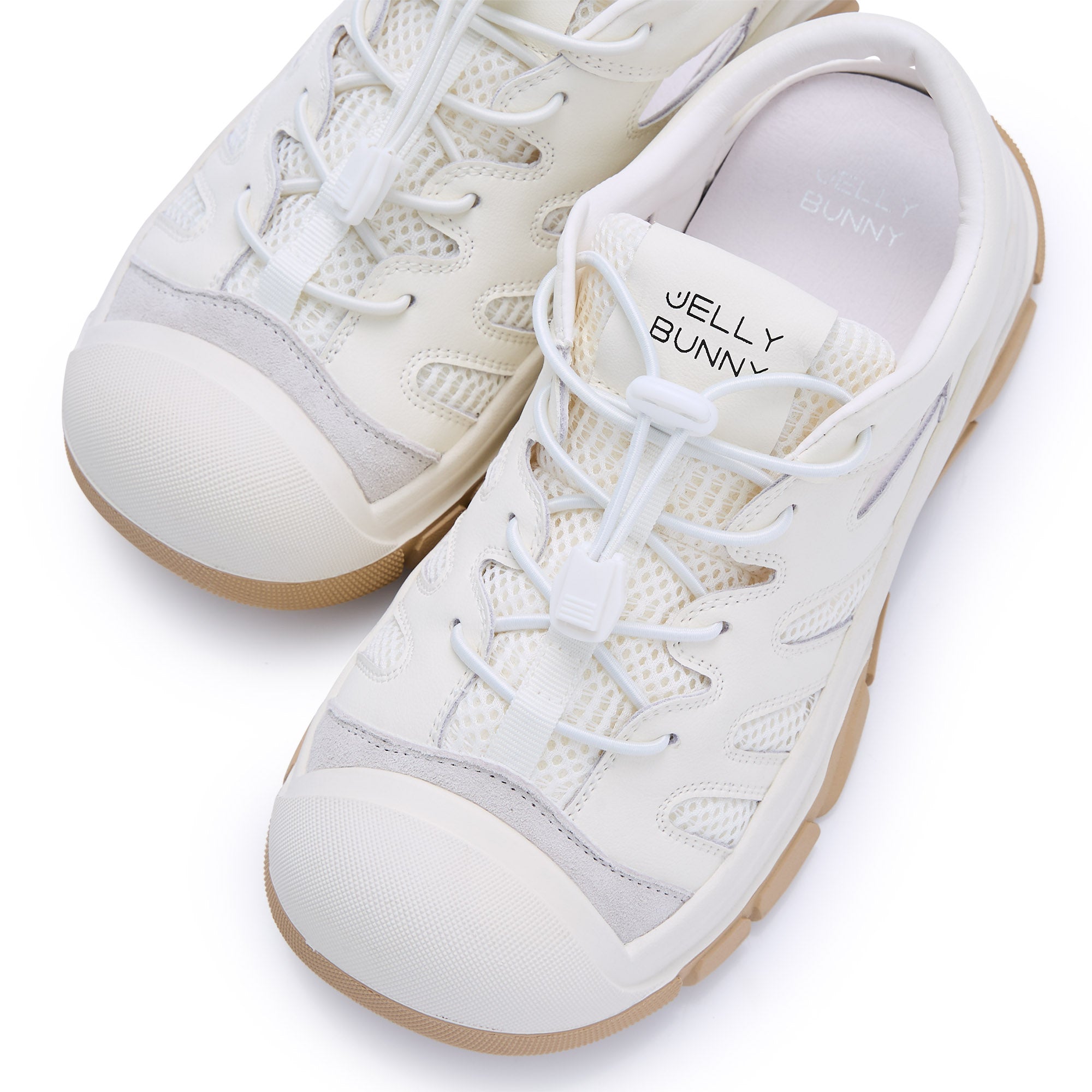 รองเท้าผ้าใบแบบสวม Ritsa White