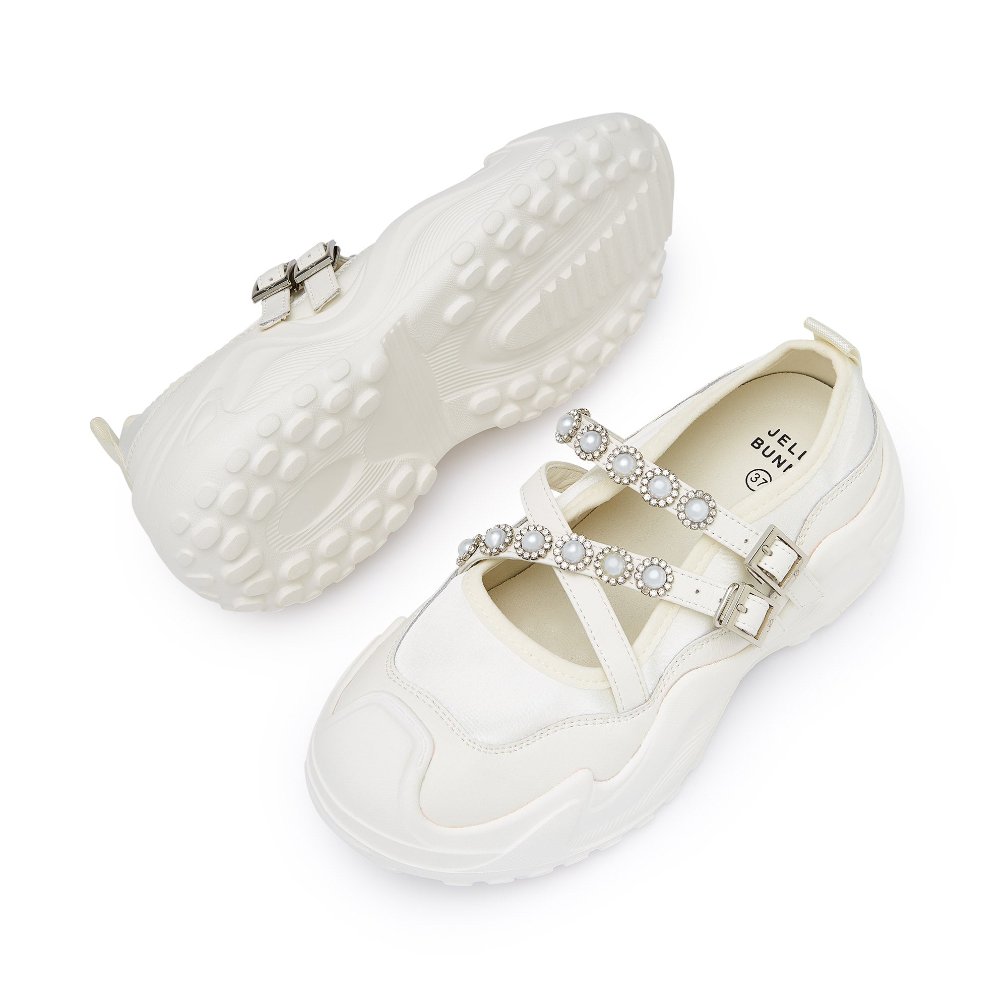 รองเท้าผ้าใบ Lumium White