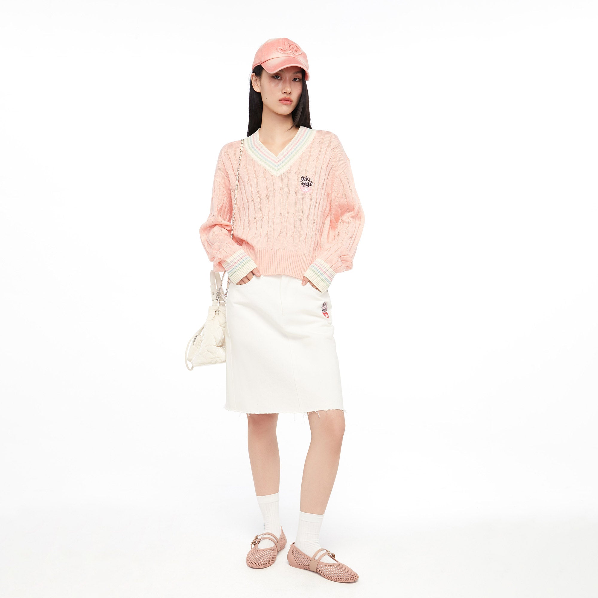 เสื้อพูลโอเวอร์เคเบิลนิตแขนยาวปักโลโก้ Pink