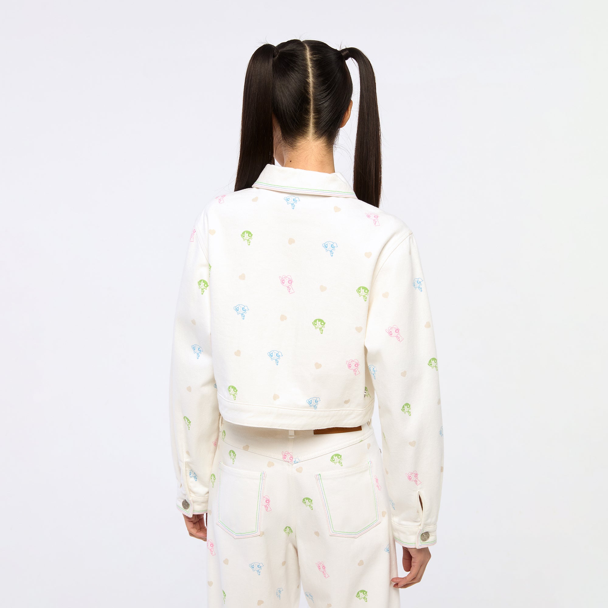 เสื้อแจ็คเก็ตแขนยาวพิมพ์ลาย Powerpuff Girl White