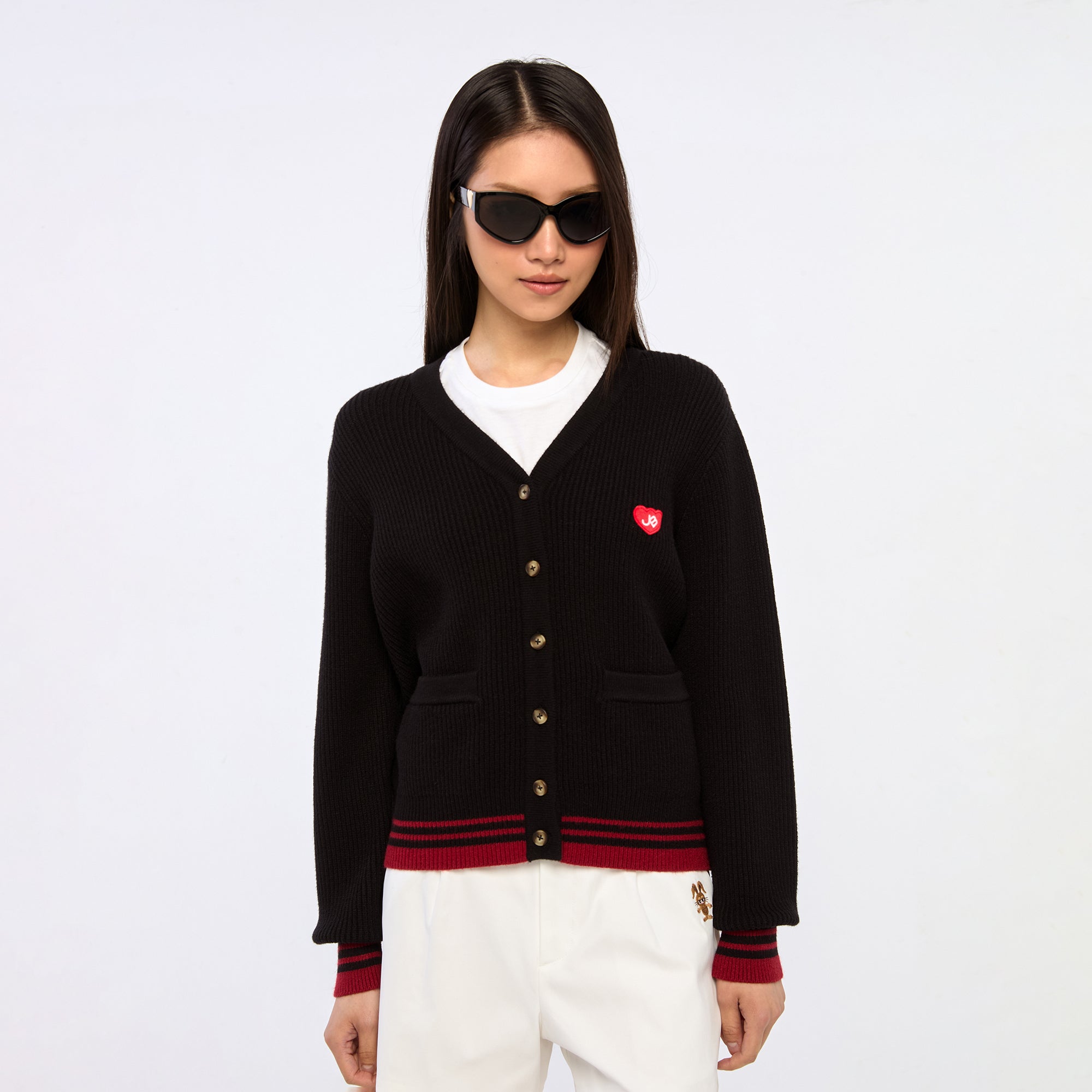 คาร์ดิแกนปักโลโก้หัวใจ Black
