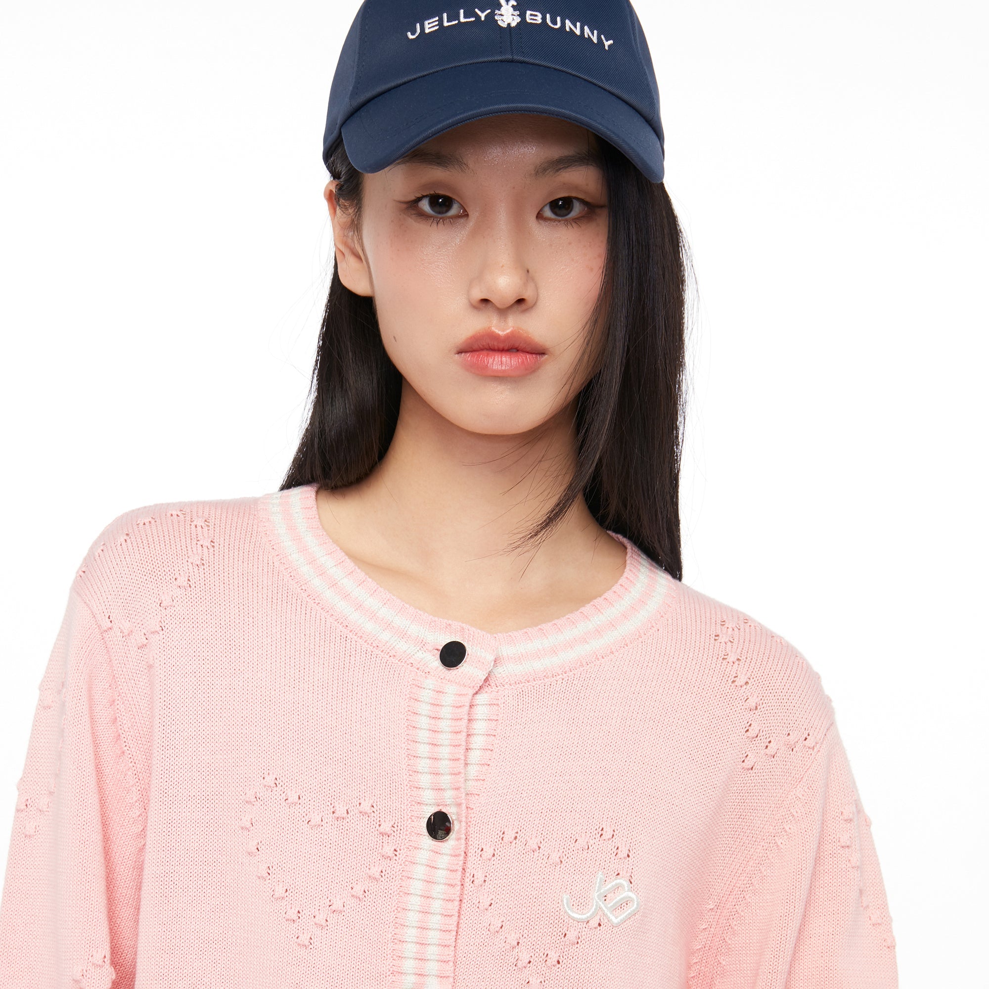 เสื้อคาร์ดิแกนแขนยาวปักลายหัวใจ Pink