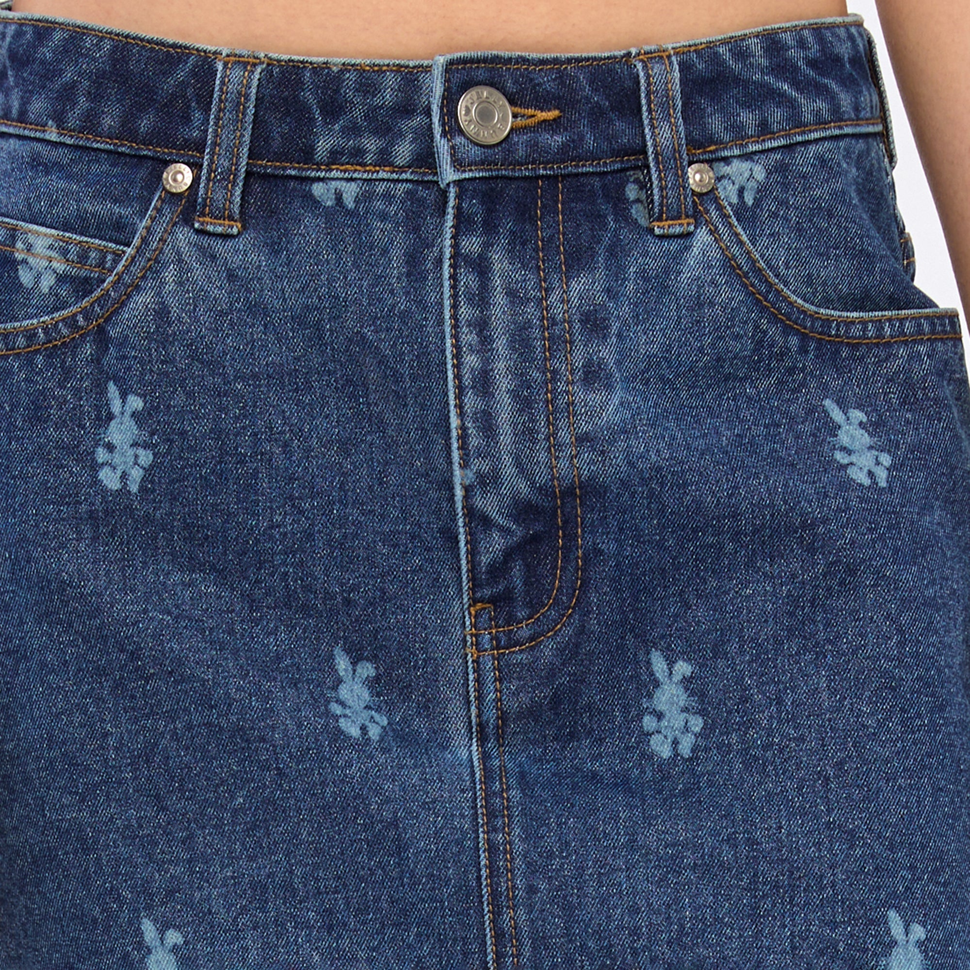 กระโปรงสั้นผ้าเดนิม พิมพ์ลาย Jerme Blue