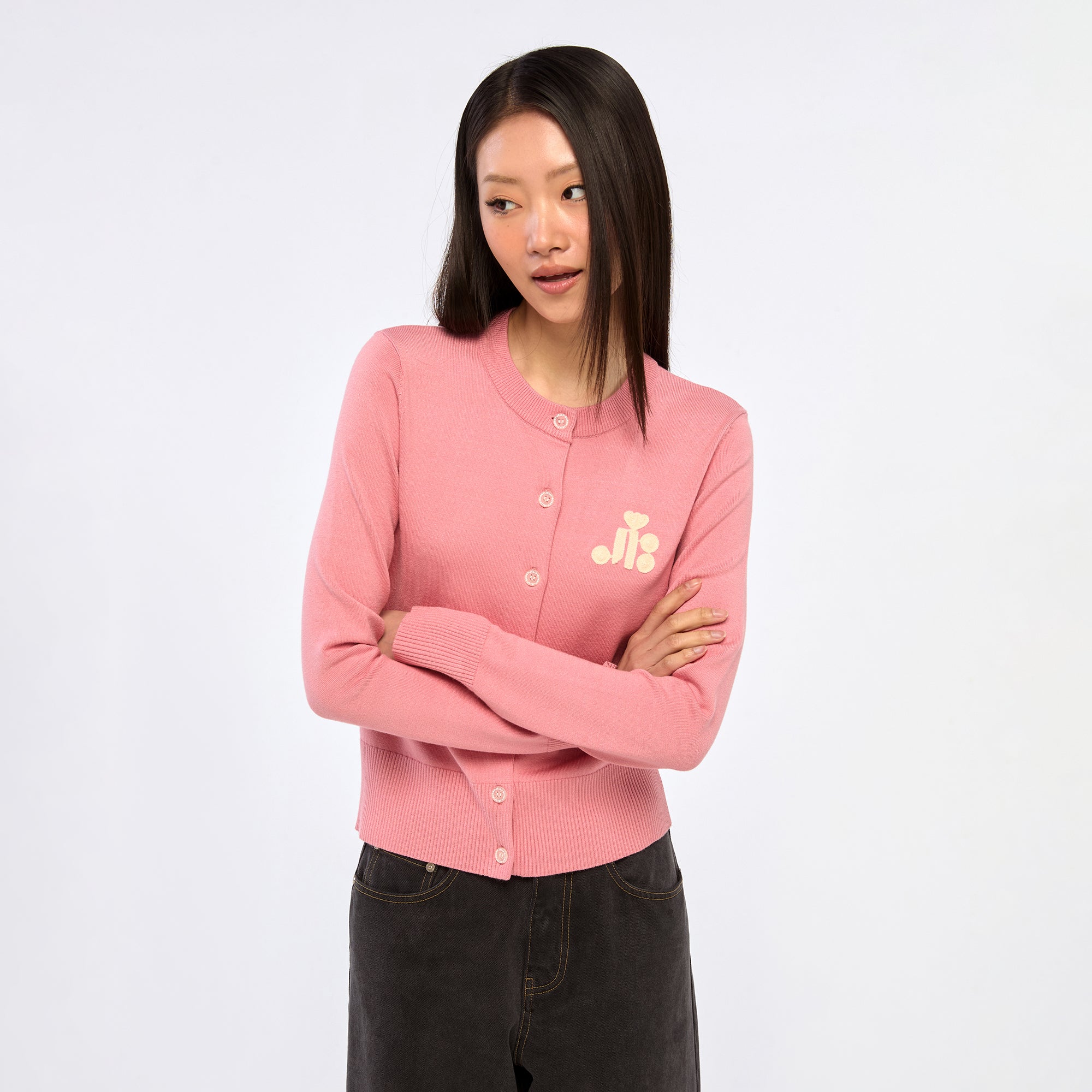 คาร์ดิแกนผ้านิตปักโลโก้ Pink