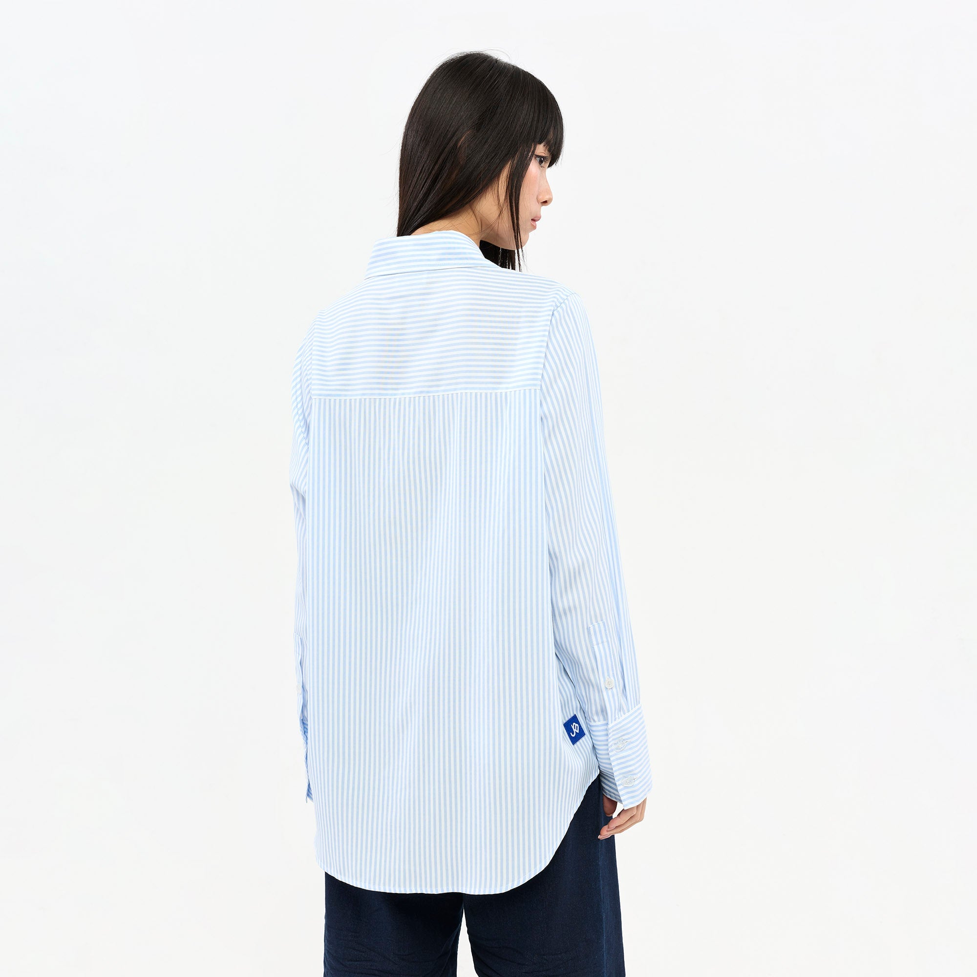เสื้อเชิ้ตแขนยาวลายทาง Hello Kitty Blue