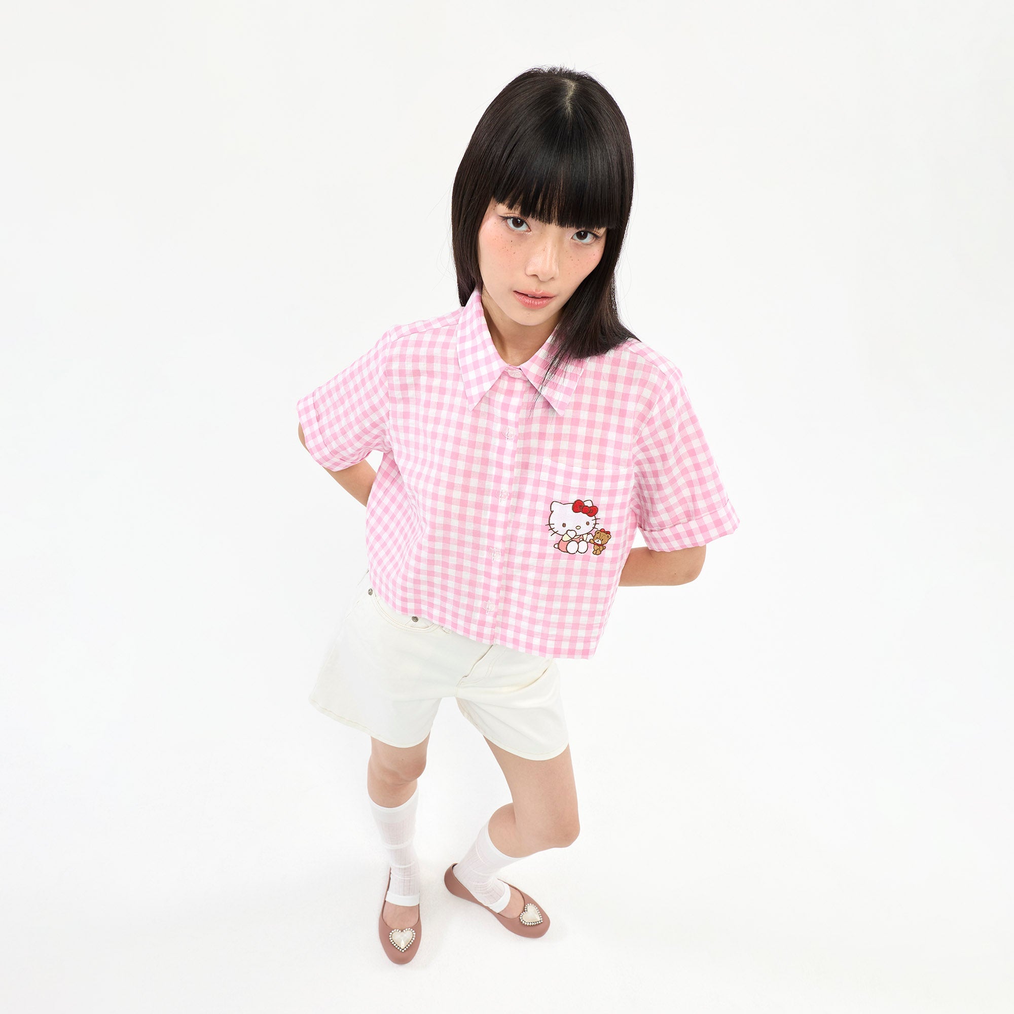 เสื้อเชิ้ตแขนสั้นลายตาราง Hello Kitty Check Pink