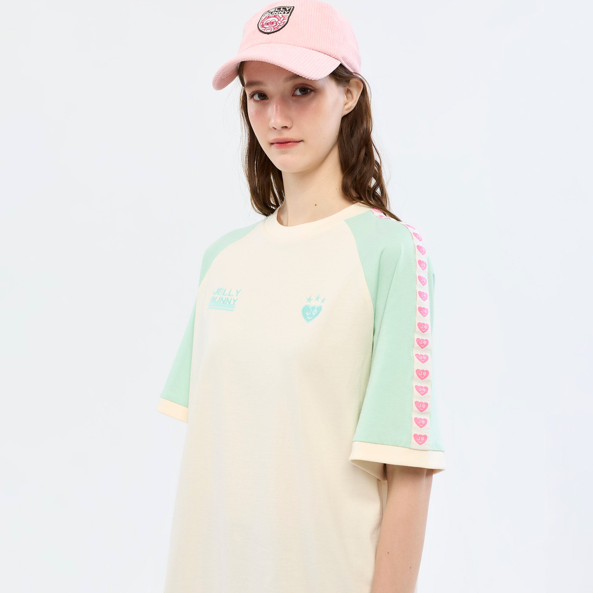 Logo Tape Raglan T-Shirt Off-White