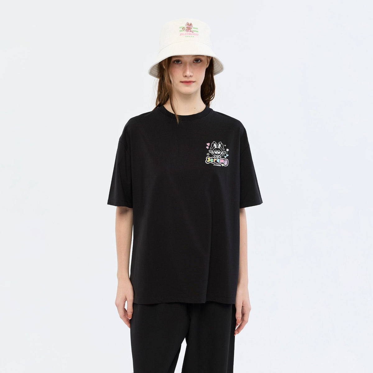 เสื้อยืดลาย Jeremy Bunny Doodle Graphic Black