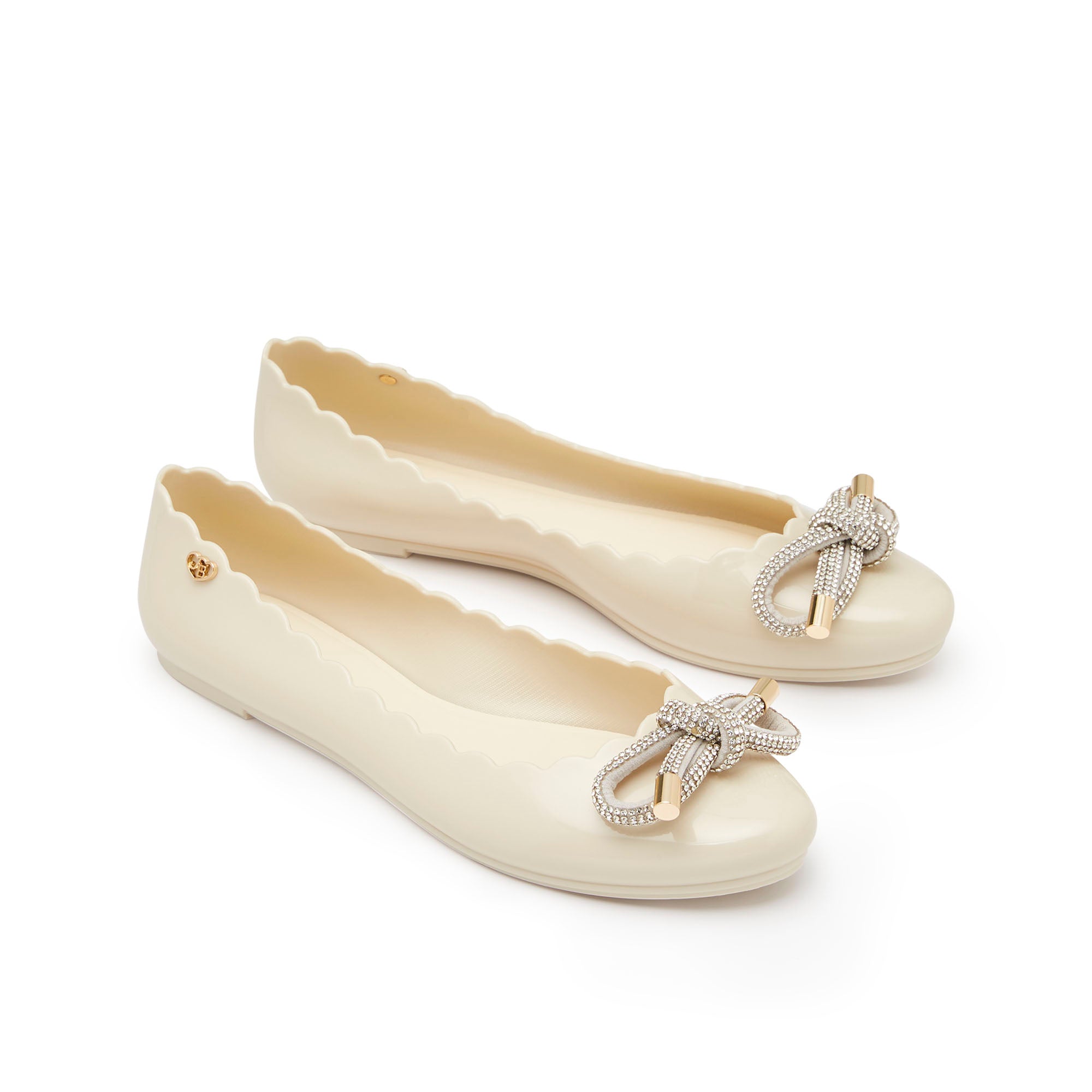 รองเท้าคัทชูทรงบัลเล่ต์ Sonia Glow Ivory