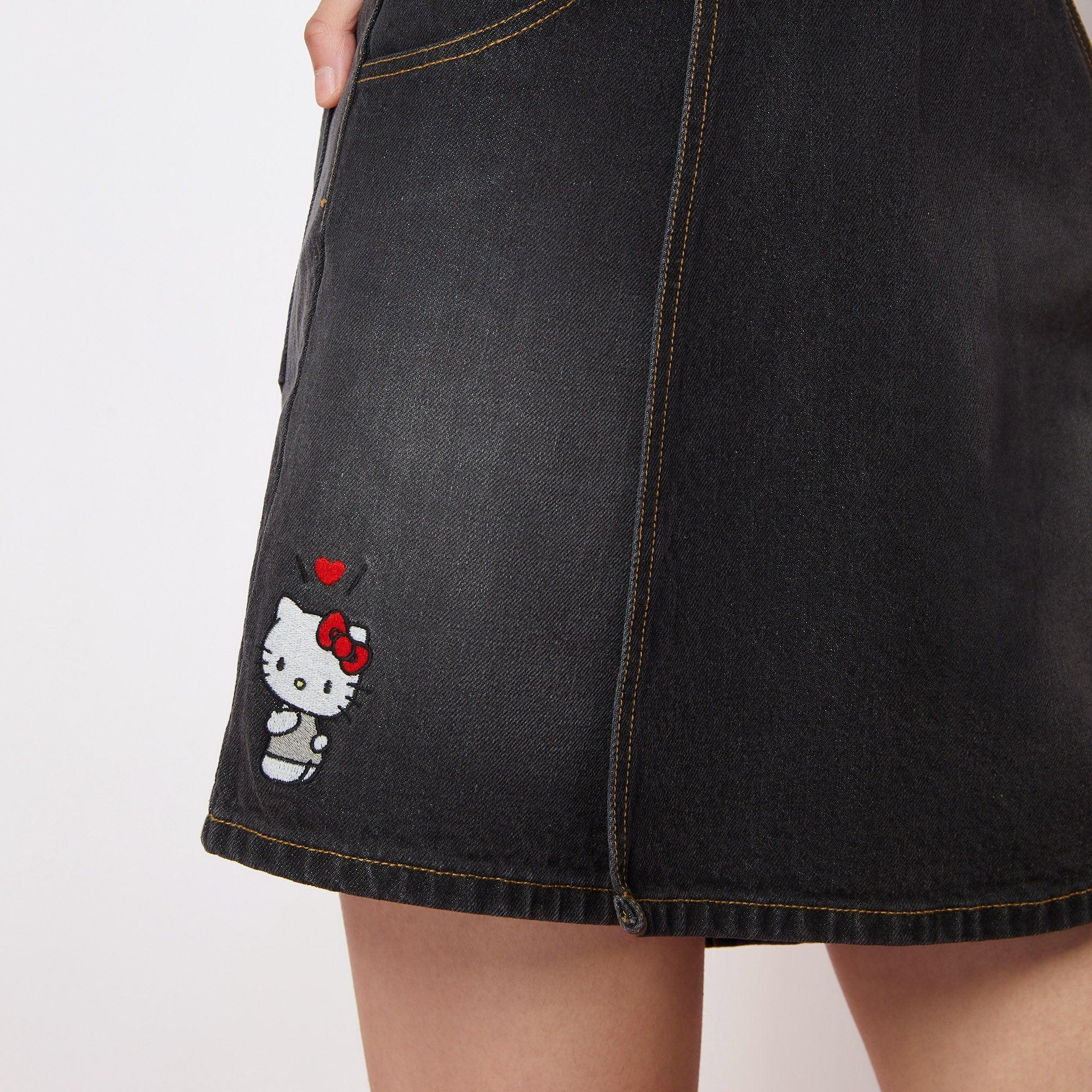 Kitty Embroidered Denim Skorts Black - Jelly Bunny Thailand Official Online Store