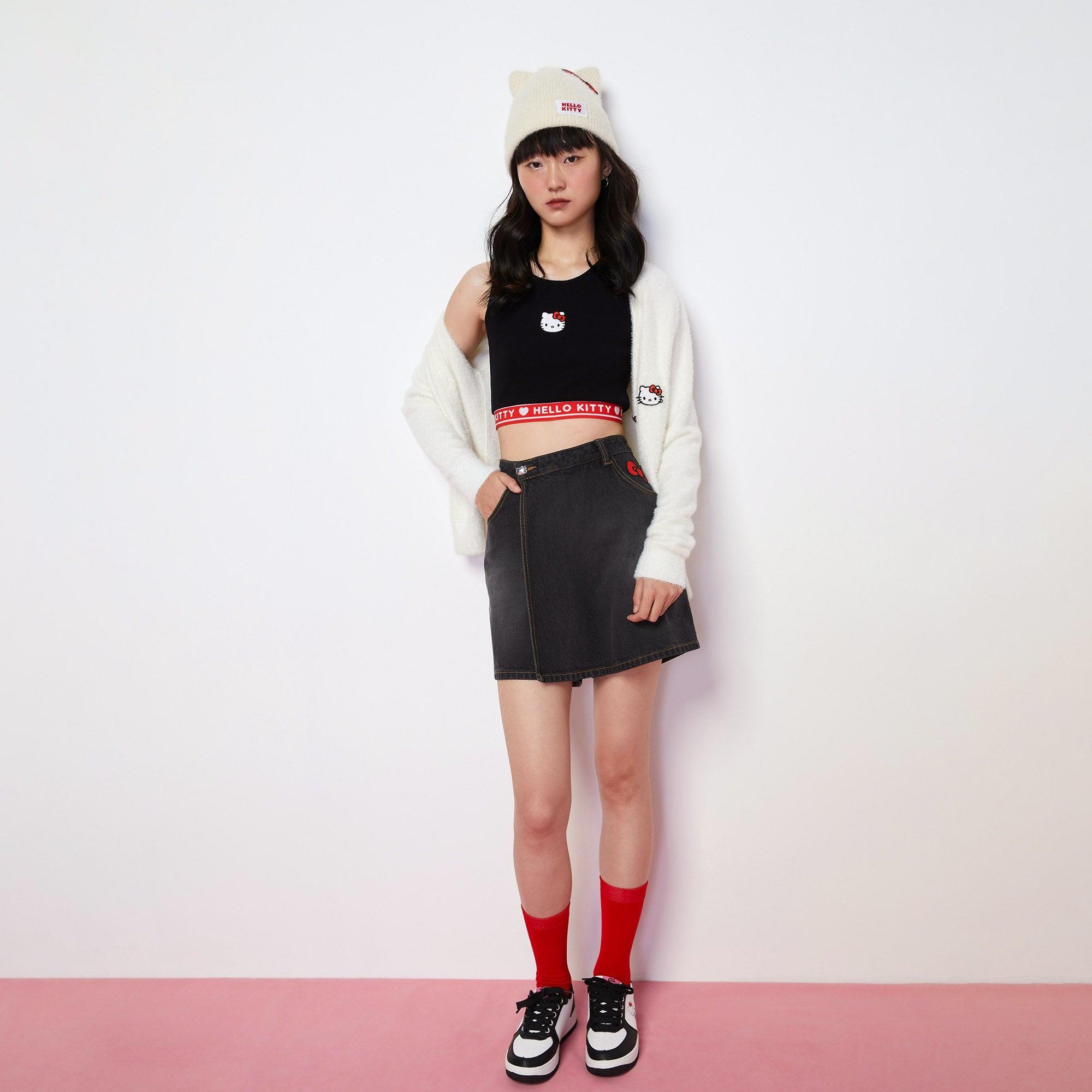 Hello Kitty Delight Cropped Top Black - Jelly Bunny Thailand Official Online Store