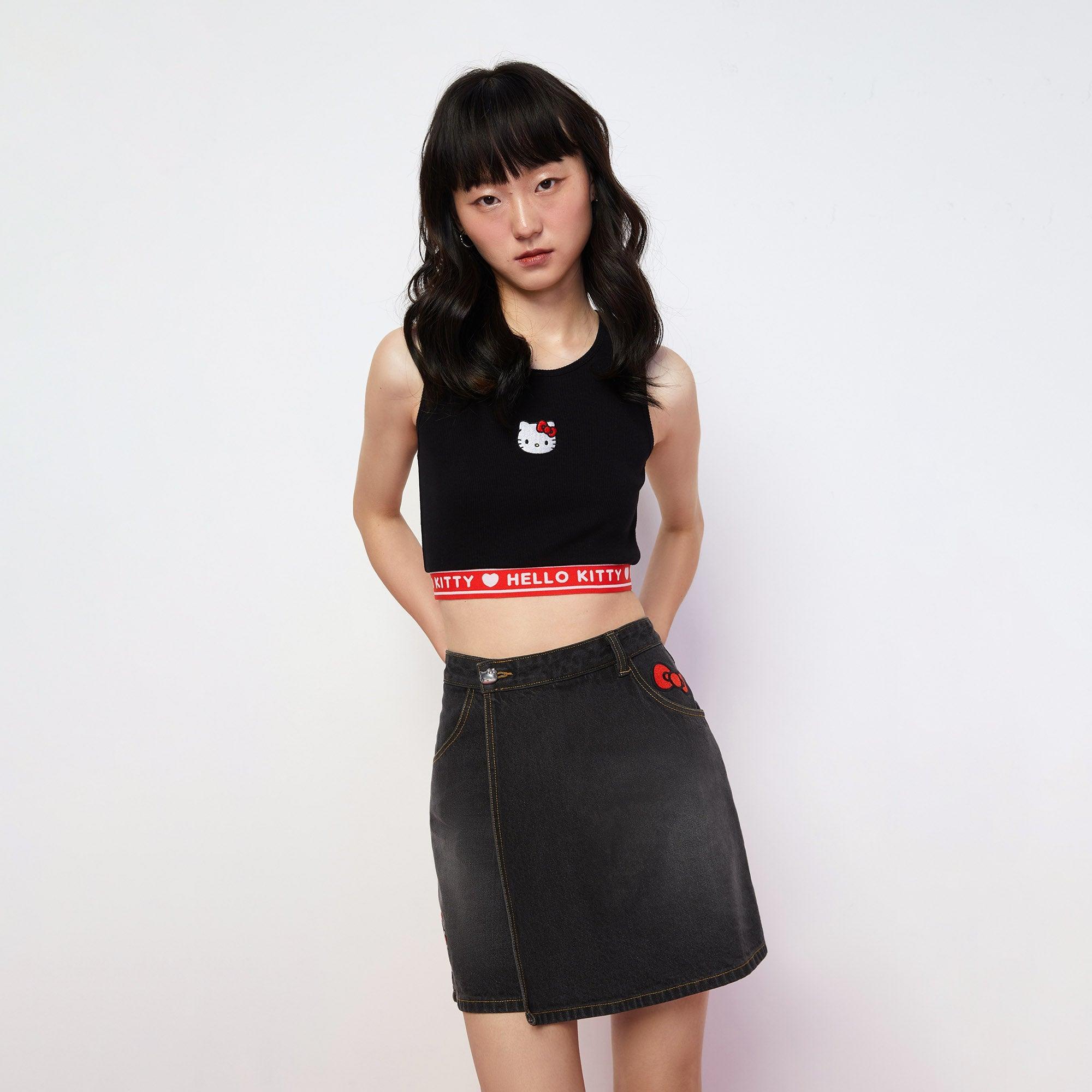 Hello Kitty Delight Cropped Top Black - Jelly Bunny Thailand Official Online Store