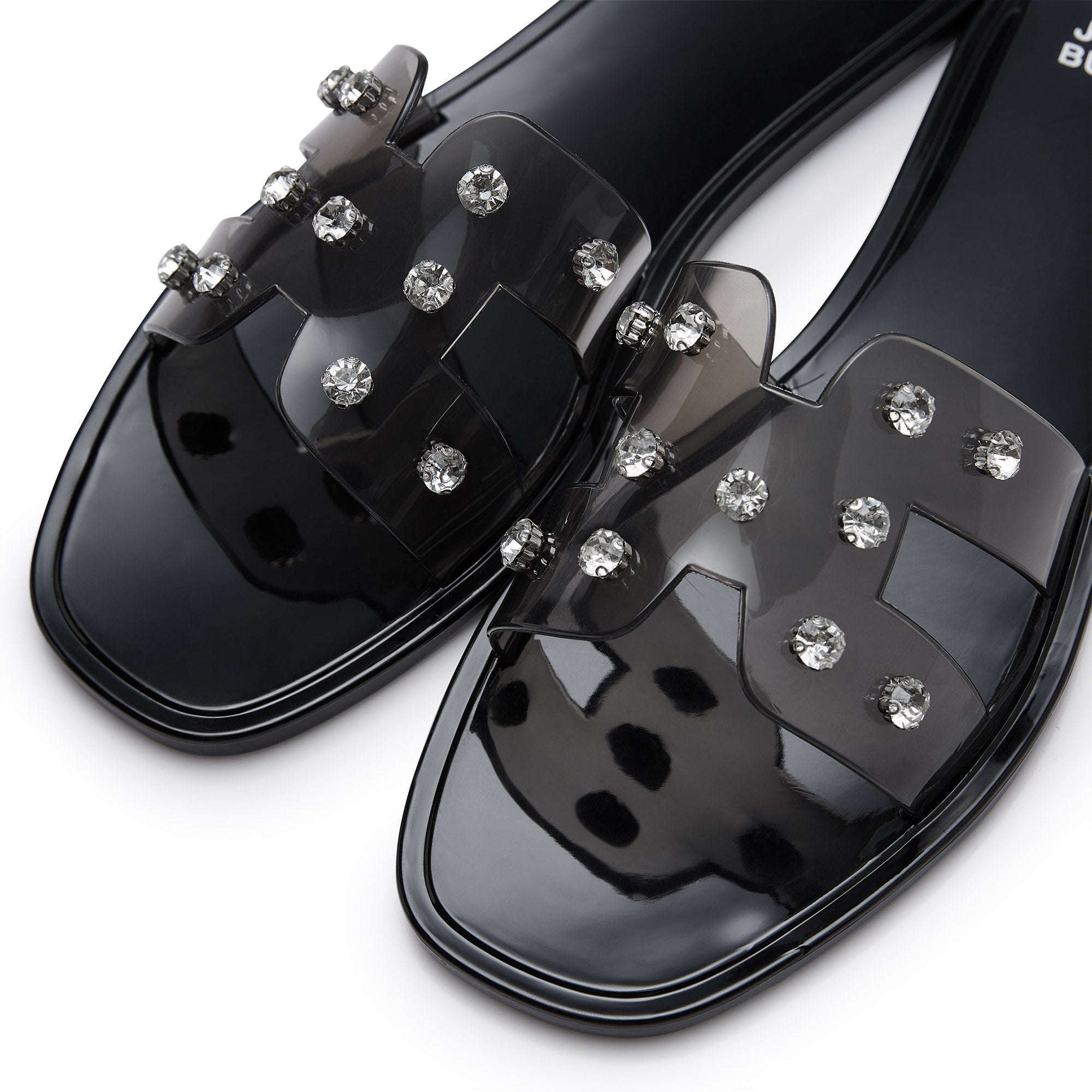 Kynes Flat Sandals Black