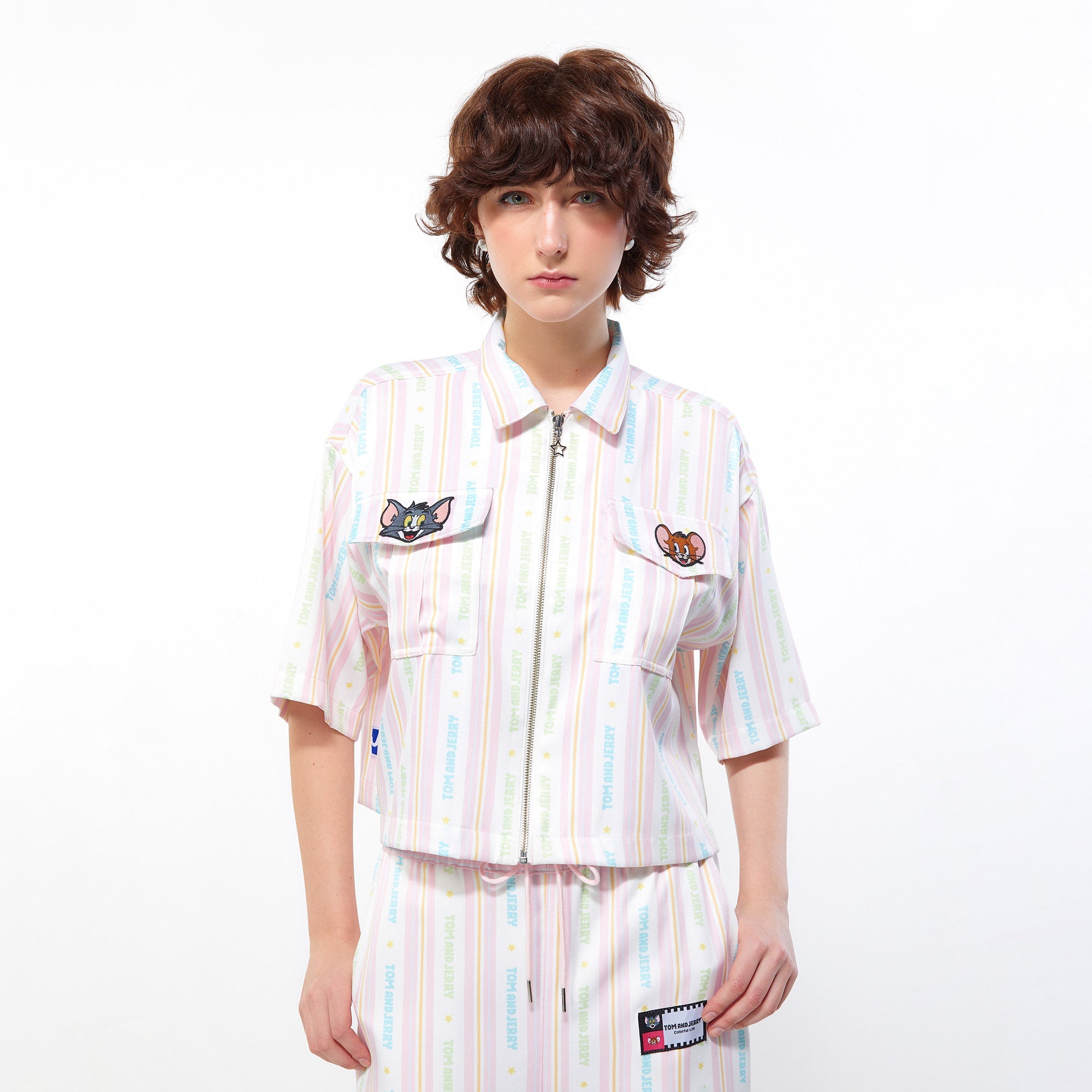 เสื้อเชิ้ตทรงครอปแต่งซิป Pastel Tom and Jerry Stripe Multi Color