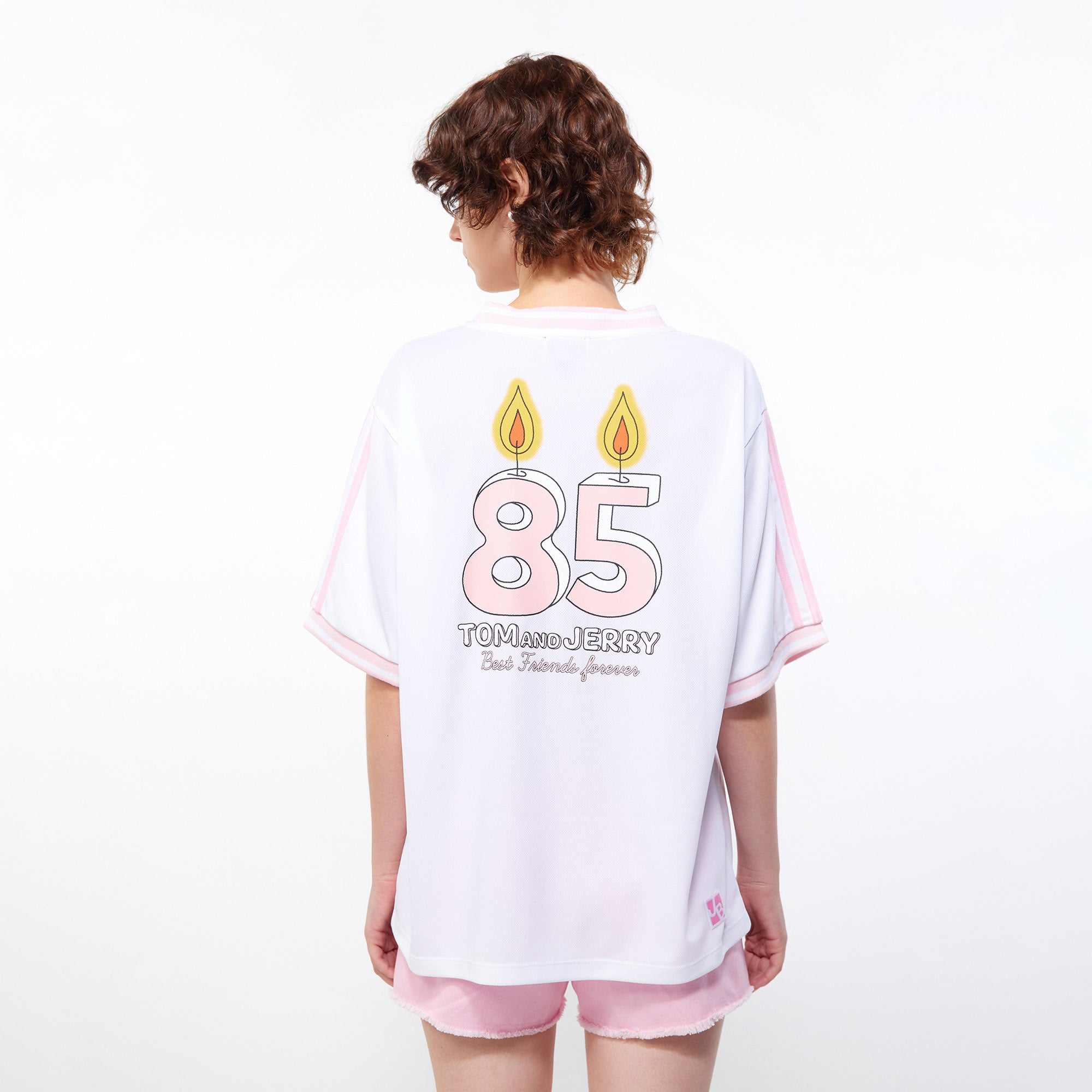 เสื้อยืดทรงเบสบอล Happy 85Th Birthday Tom and Jerry White