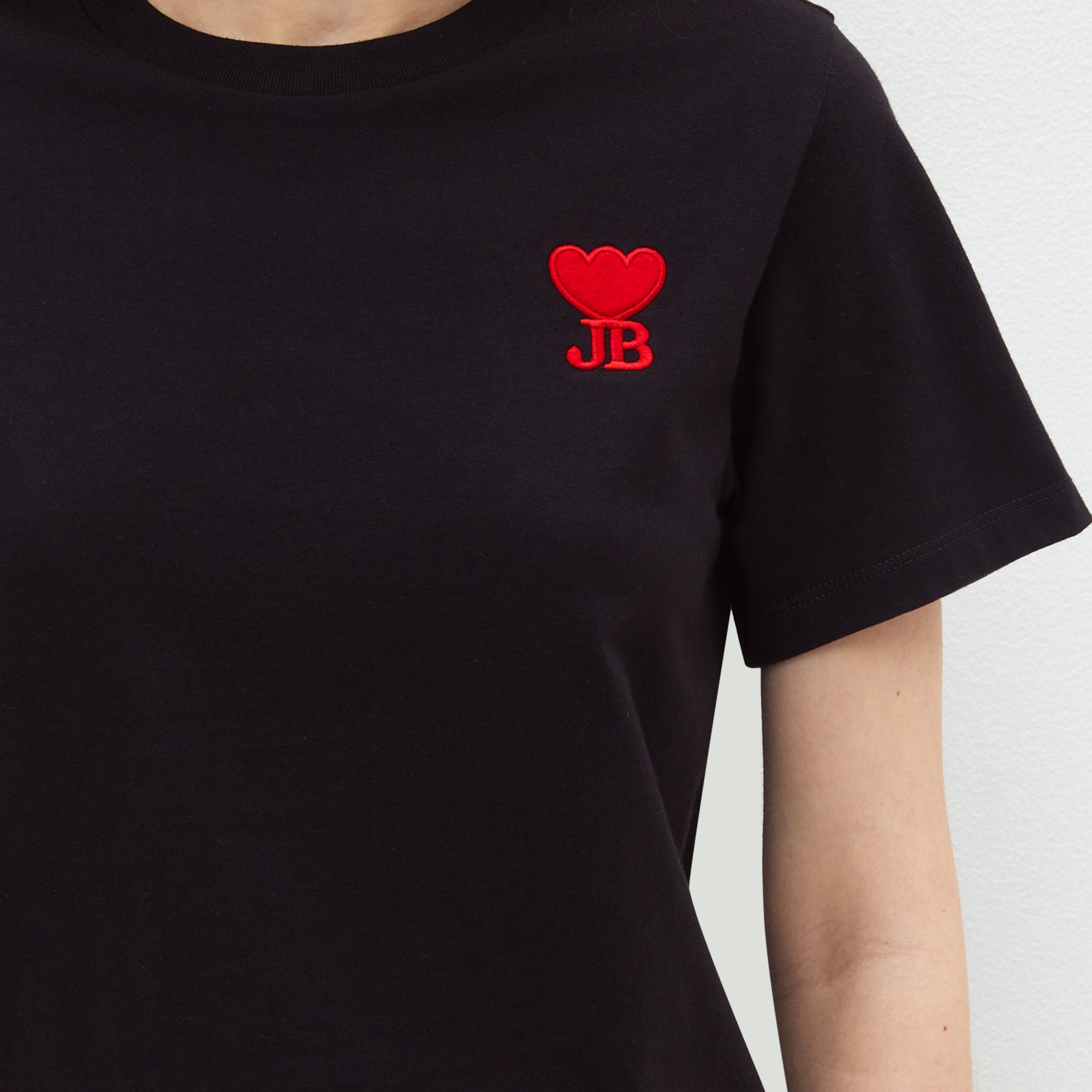 เสื้อยืด ทรงรีแลกซ์ฟิต JB Heart