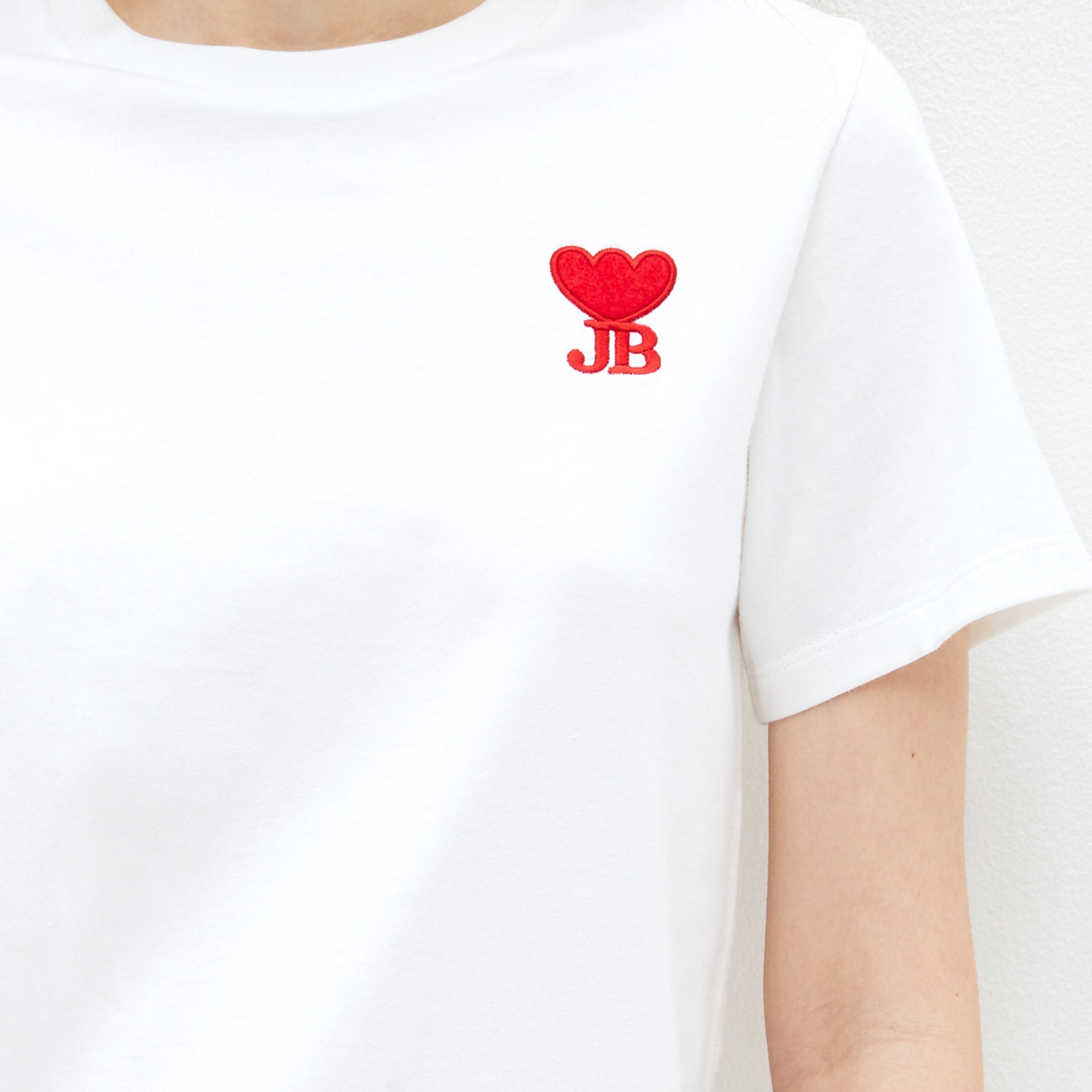 เสื้อยืด ทรงรีแลกซ์ฟิต JB Heart