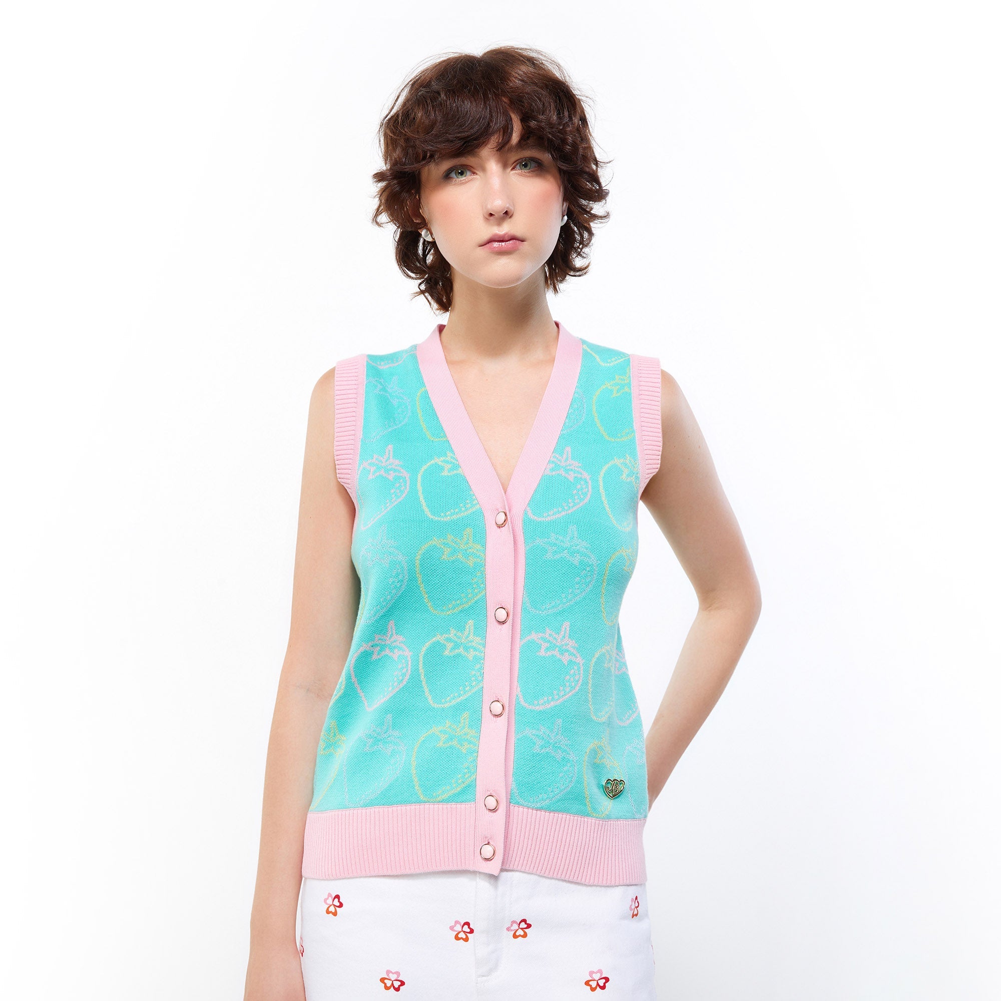 เสื้อคาร์ดิแกน แขนกุด ผ้าถัก Strawberry Charm Multi Color