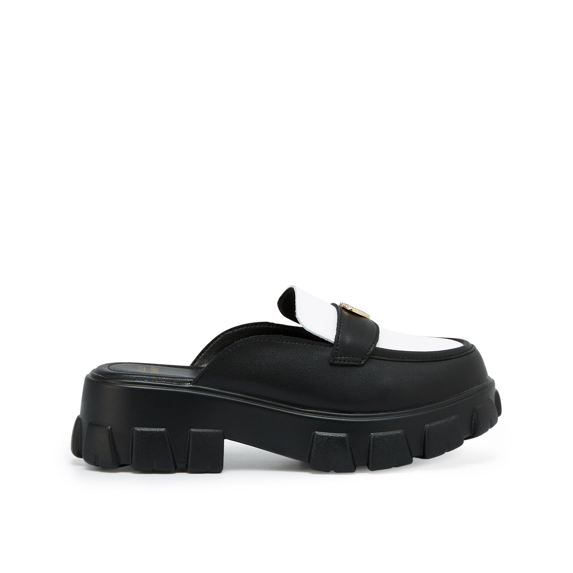 Maggie Amaris Platform Slip-On Loafers Black