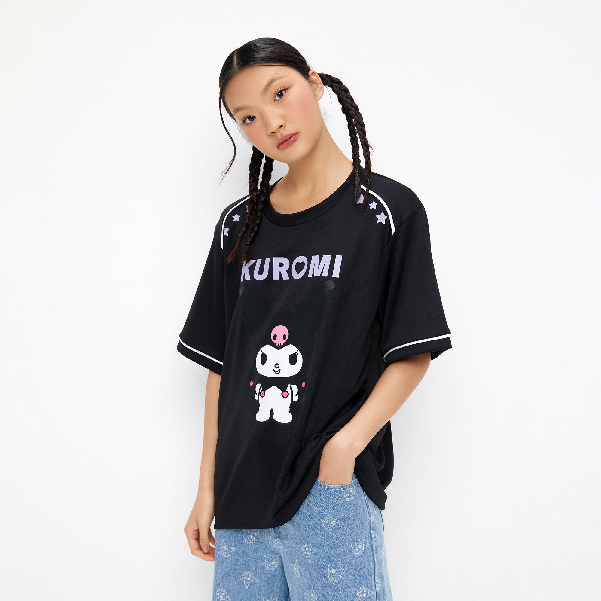 เสื้อยืดทรงโอเวอร์ไซส์พิมพ์ลายการ์ตูน Kuromi Black