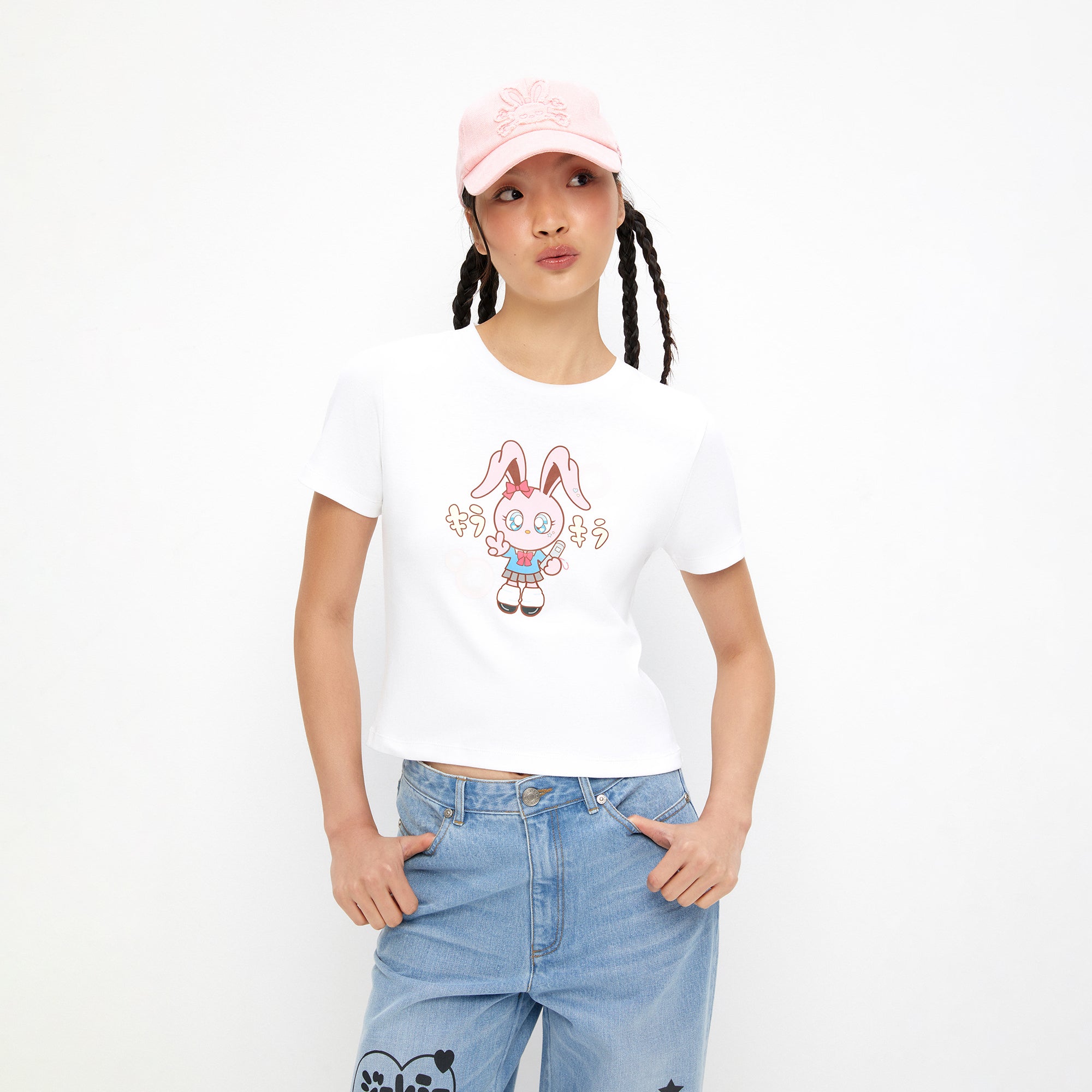เสื้อยืดแขนสั้นพิมพ์ลาย White