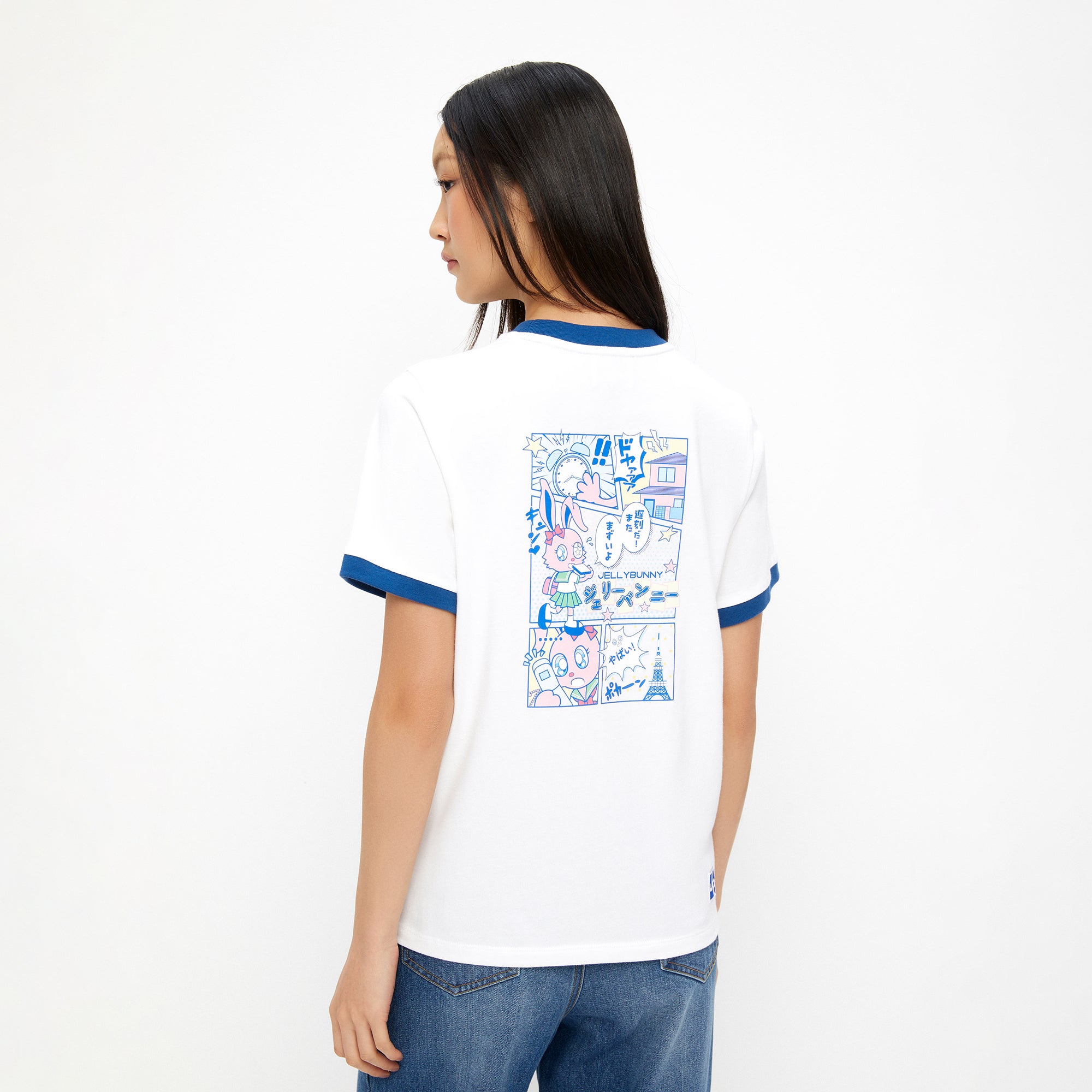 เสื้อยืดแขนสั้นพิมพ์ลาย White