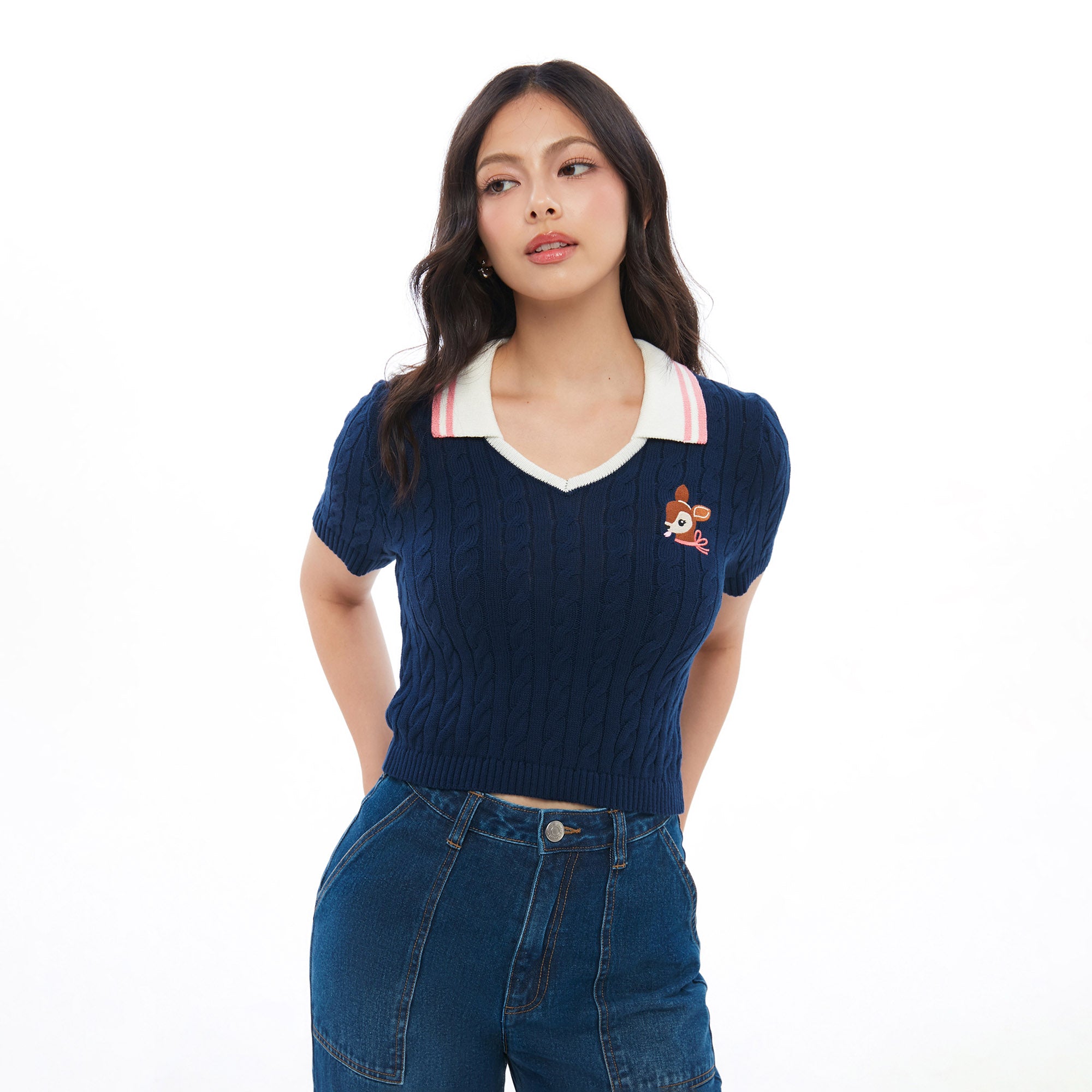 เสื้อถักเคเบิ้ลแขนสั้นปักลายกวาง Navy