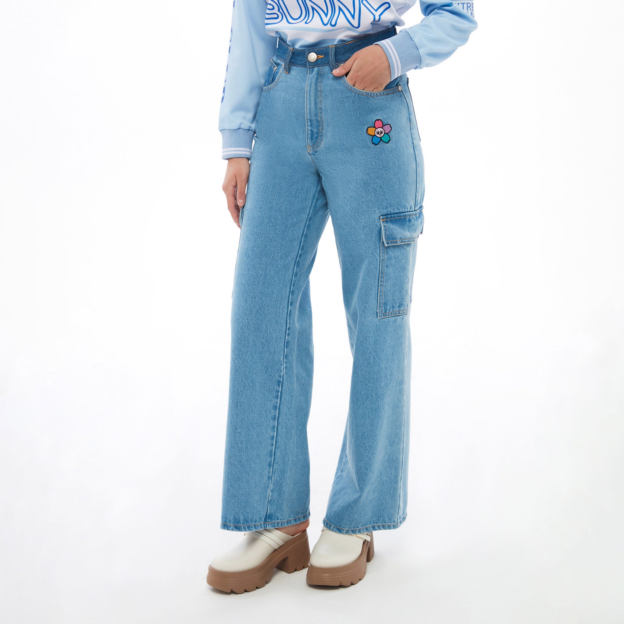 Sakura Embroidery Denim Pants Blue