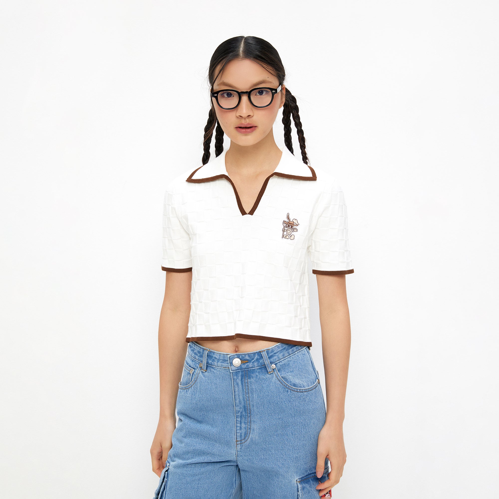 เสื้อโปโลแขนสั้นปักลาย
