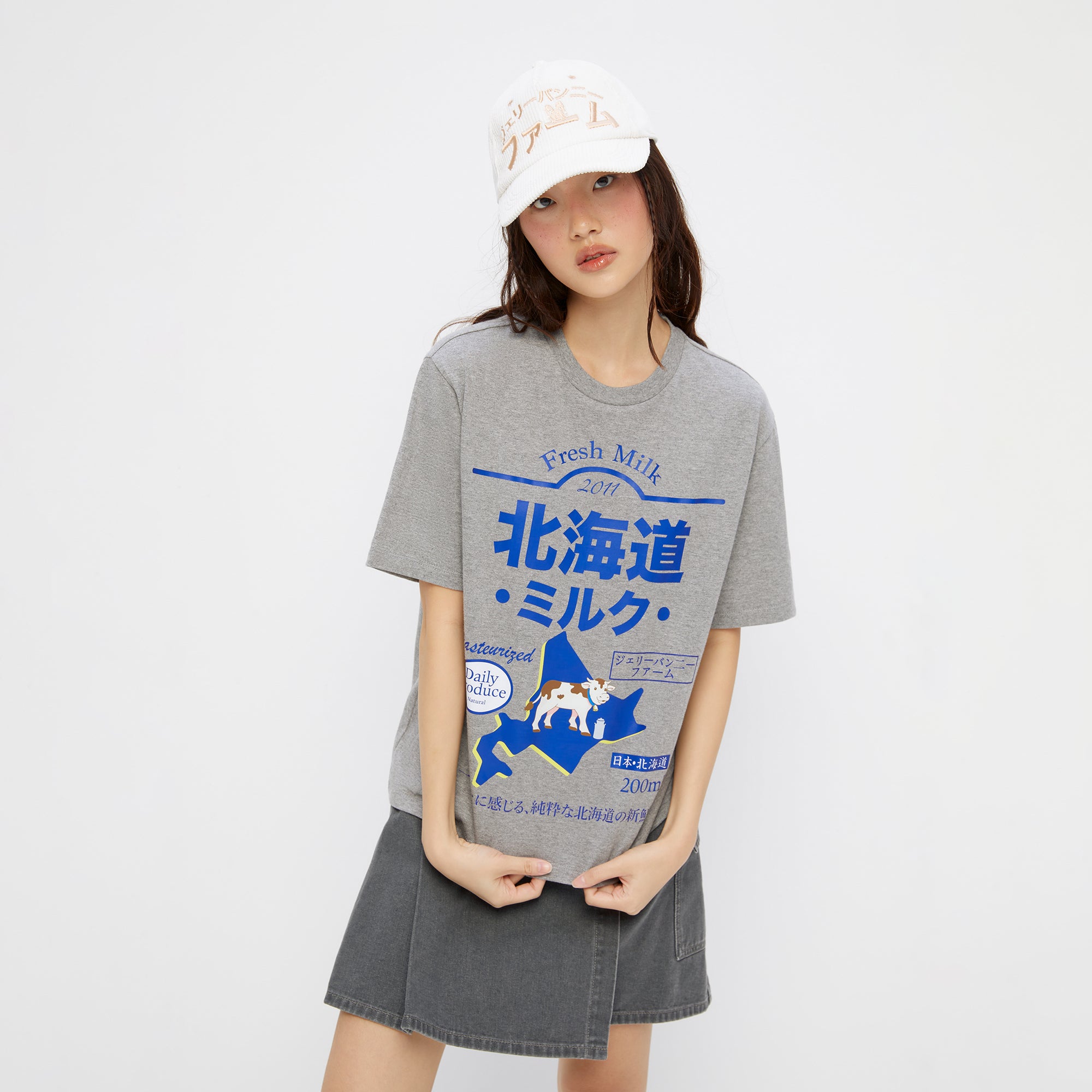 เสื้อยืดแขนสั้นพิมพ์ลาย Fresh Milk