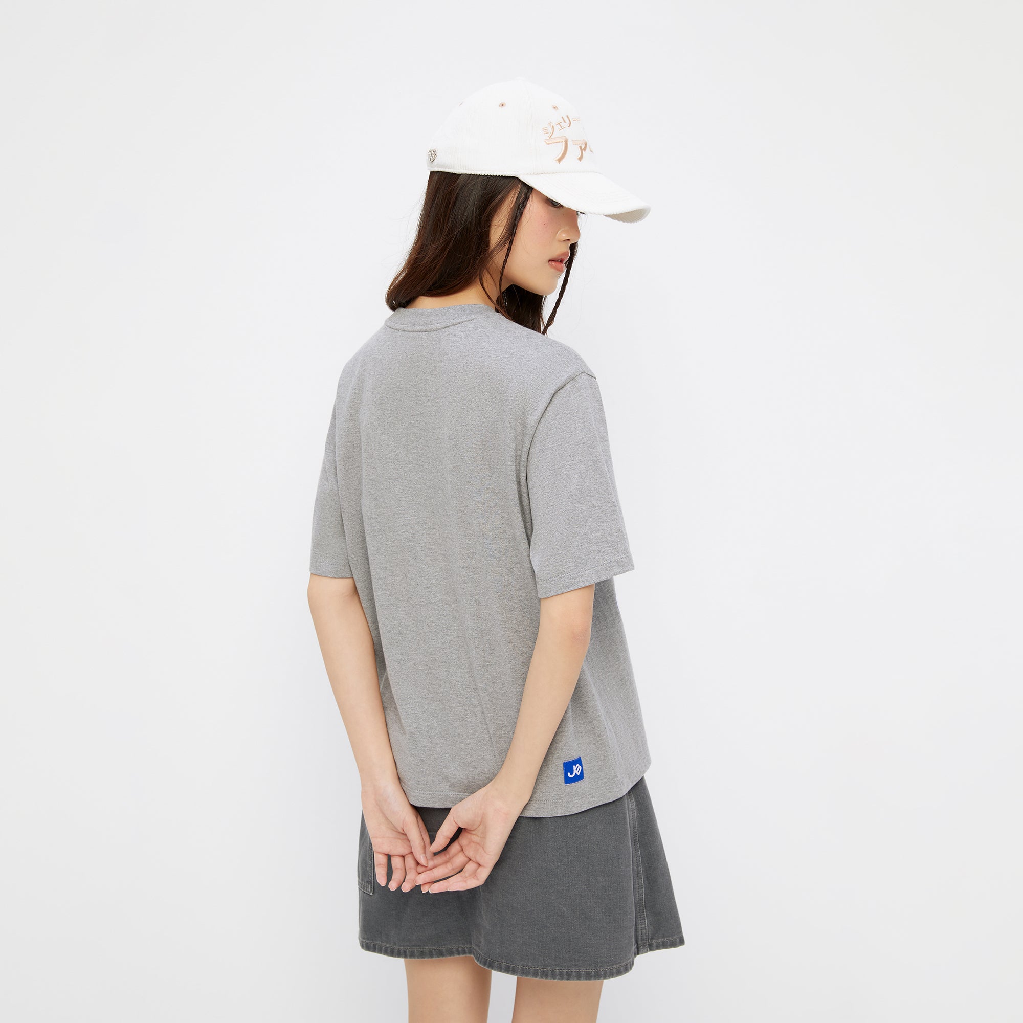 เสื้อยืดแขนสั้นพิมพ์ลาย Fresh Milk
