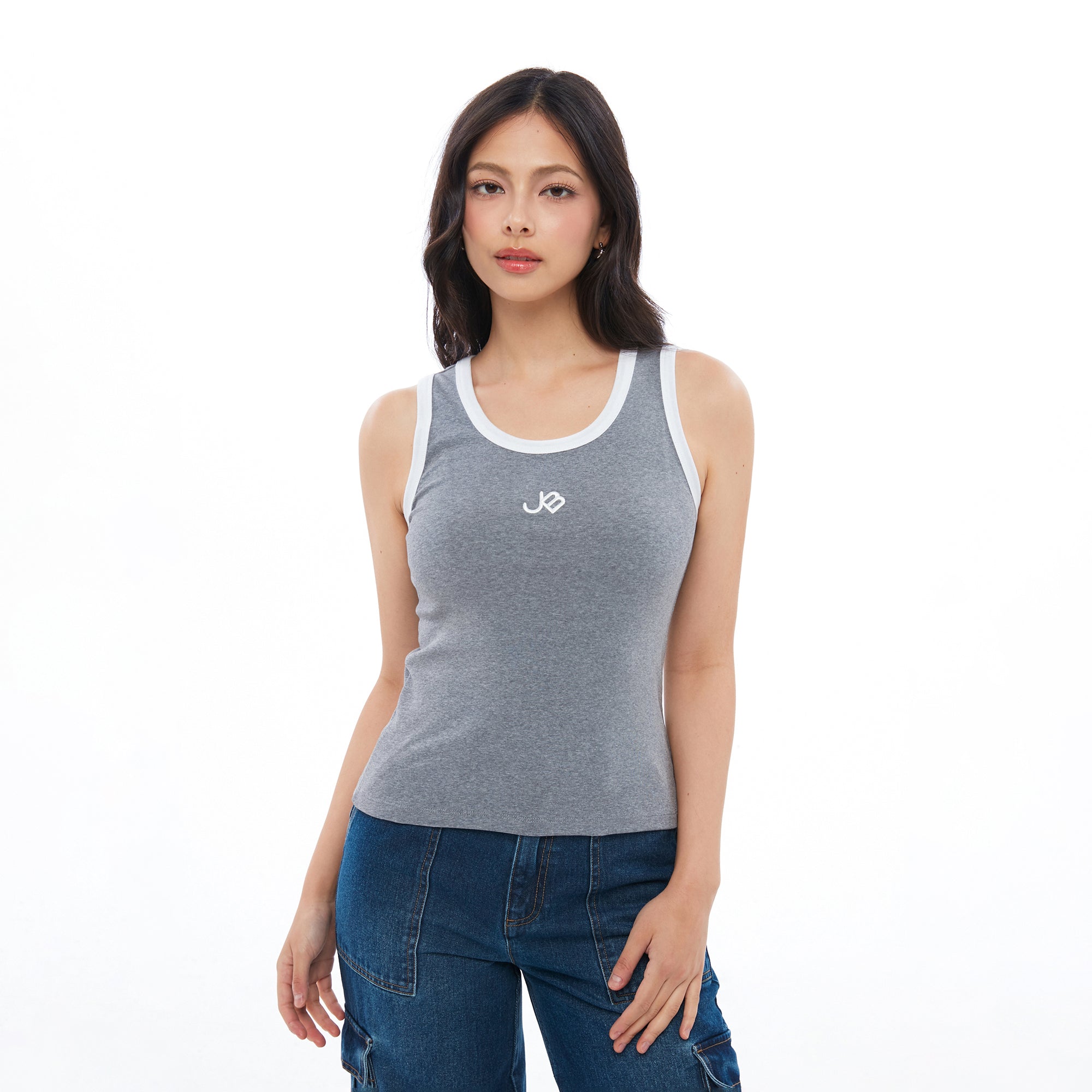 เสื้อกล้ามปักลายโลโก้ Grey