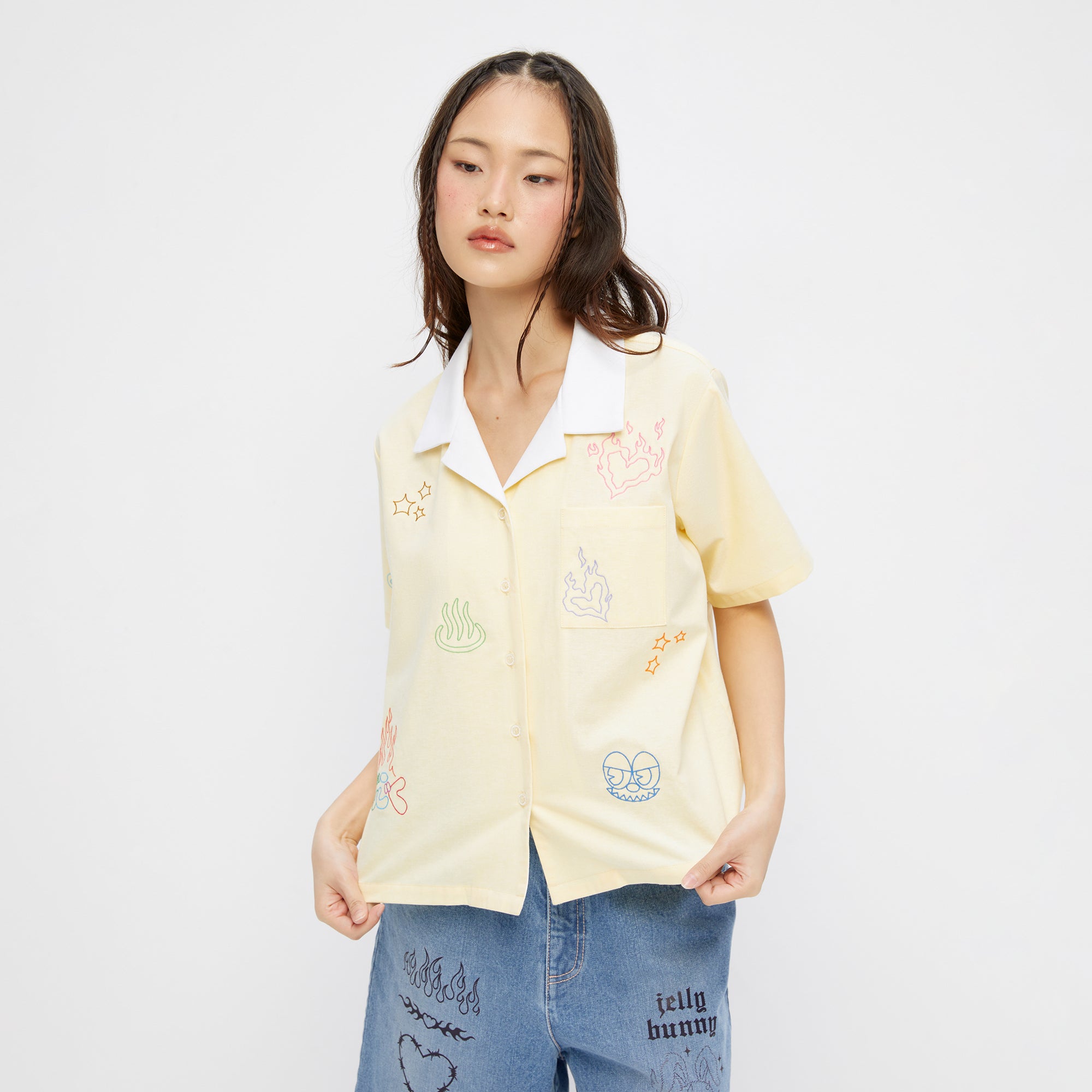 เสื้อเชิ้ตแขนสั้นปักลาย Striped Yellow